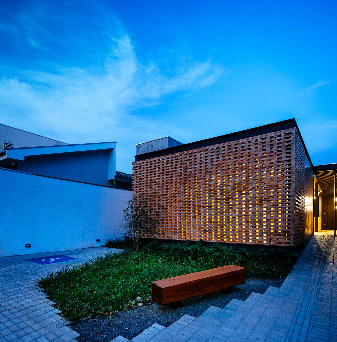 https://archello.com/story/111893/attachments/photos-videos/11 photo_credit © Pedro Kok