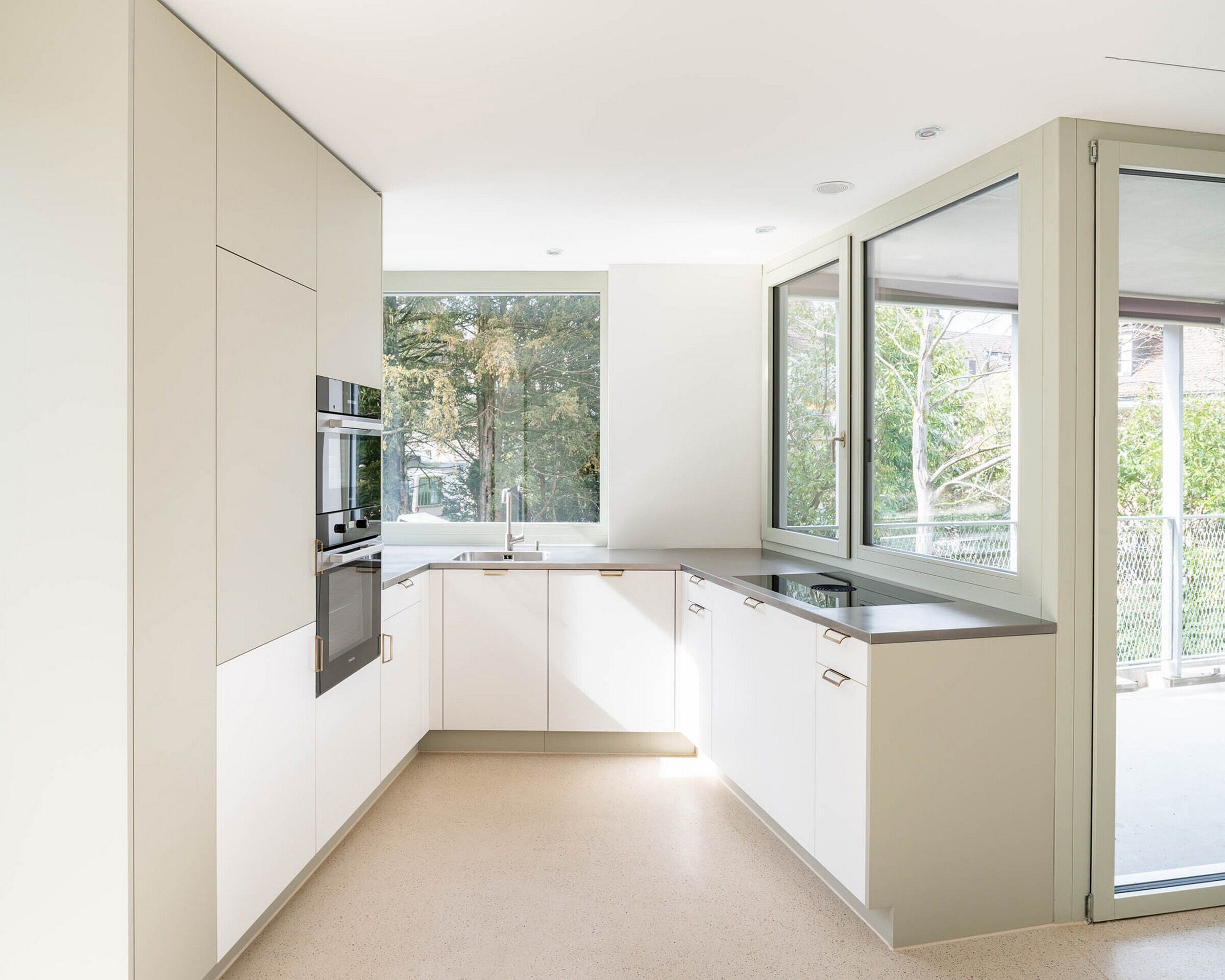 https://archello.com/story/111900/attachments/photos-videos/8 photo_credit Roman Keller
