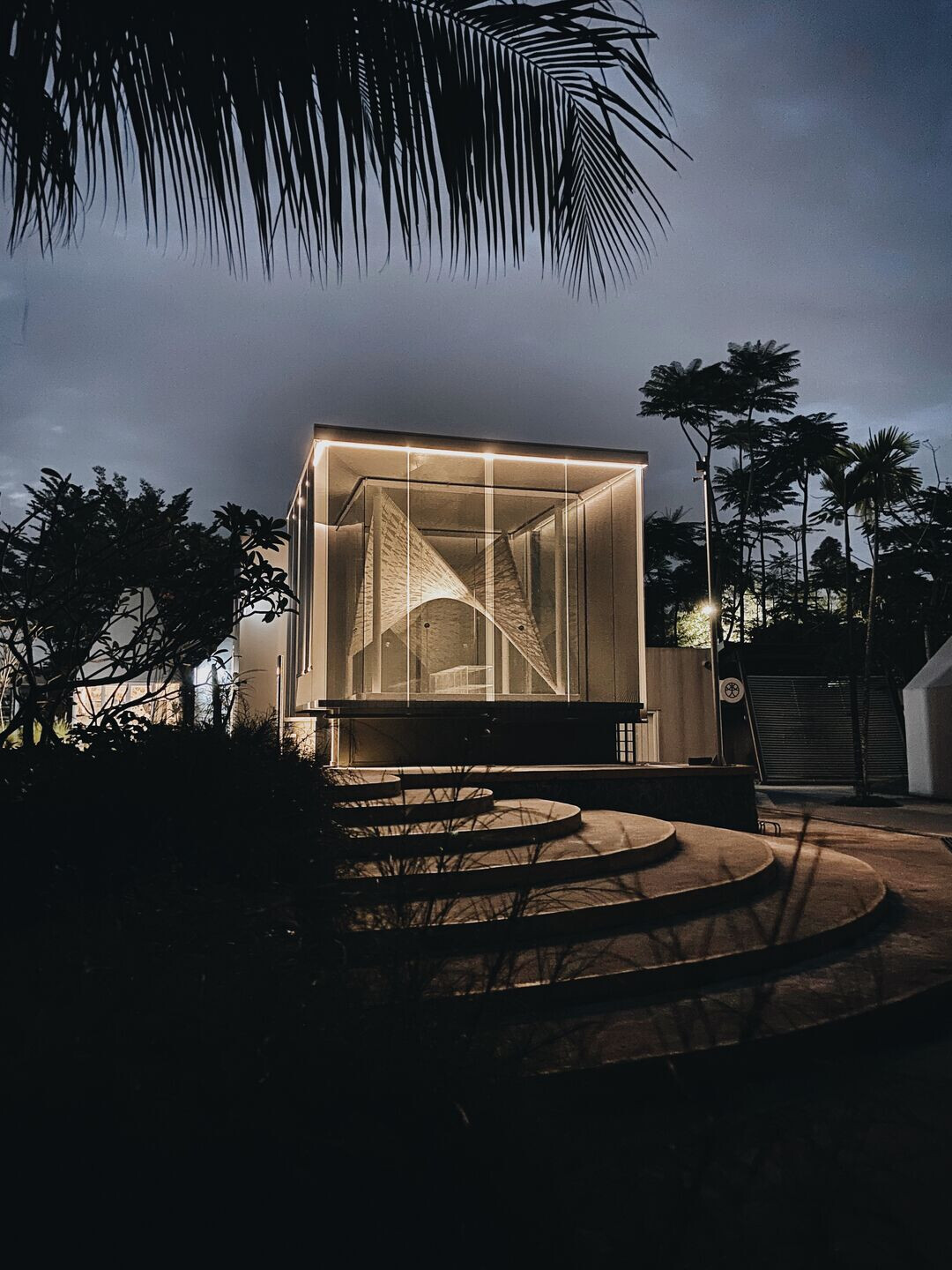 https://archello.com/story/112000/attachments/photos-videos/19 photo_credit Ryan Salim