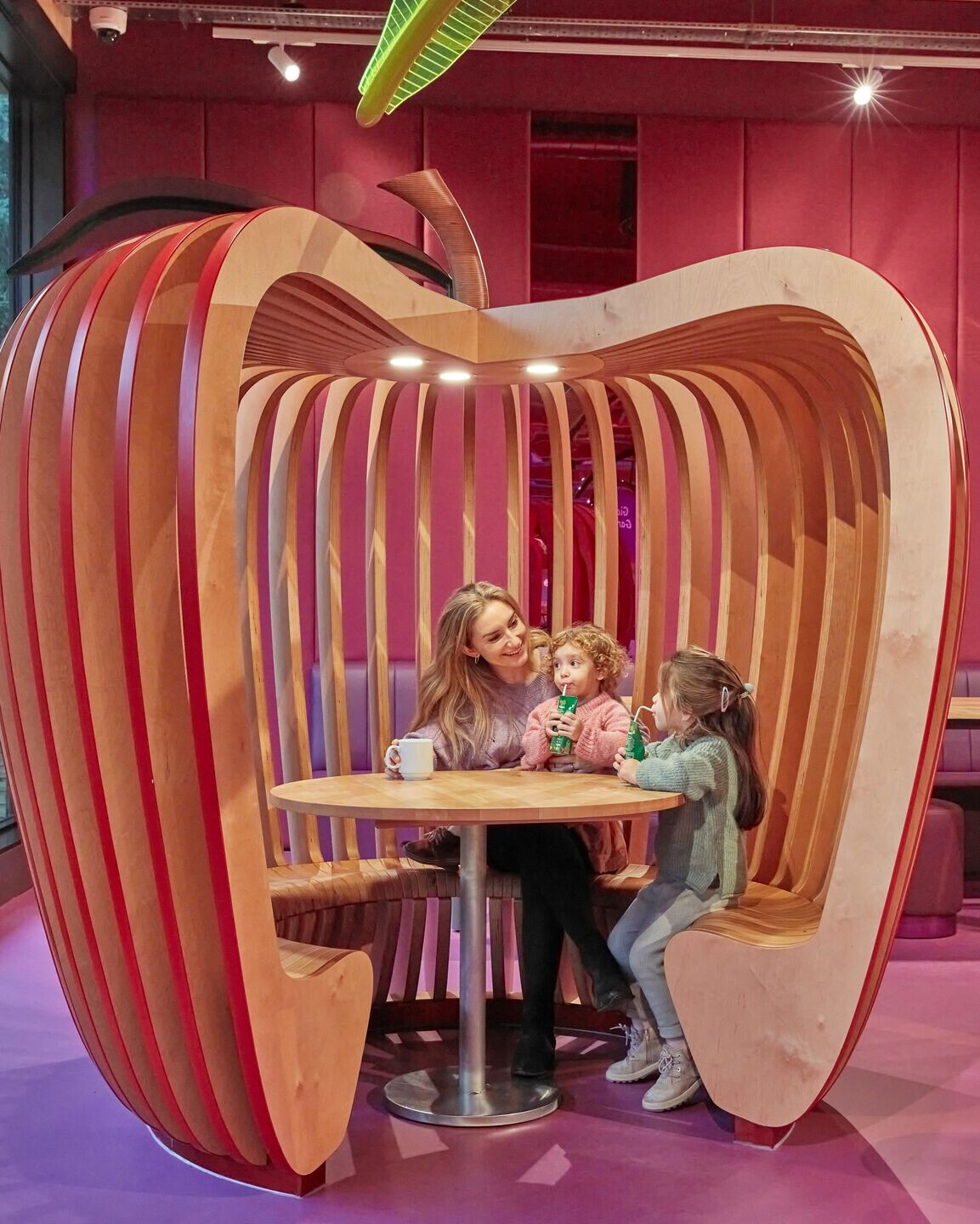 https://archello.com/story/112043/attachments/photos-videos/8 photo_credit James McDonald
