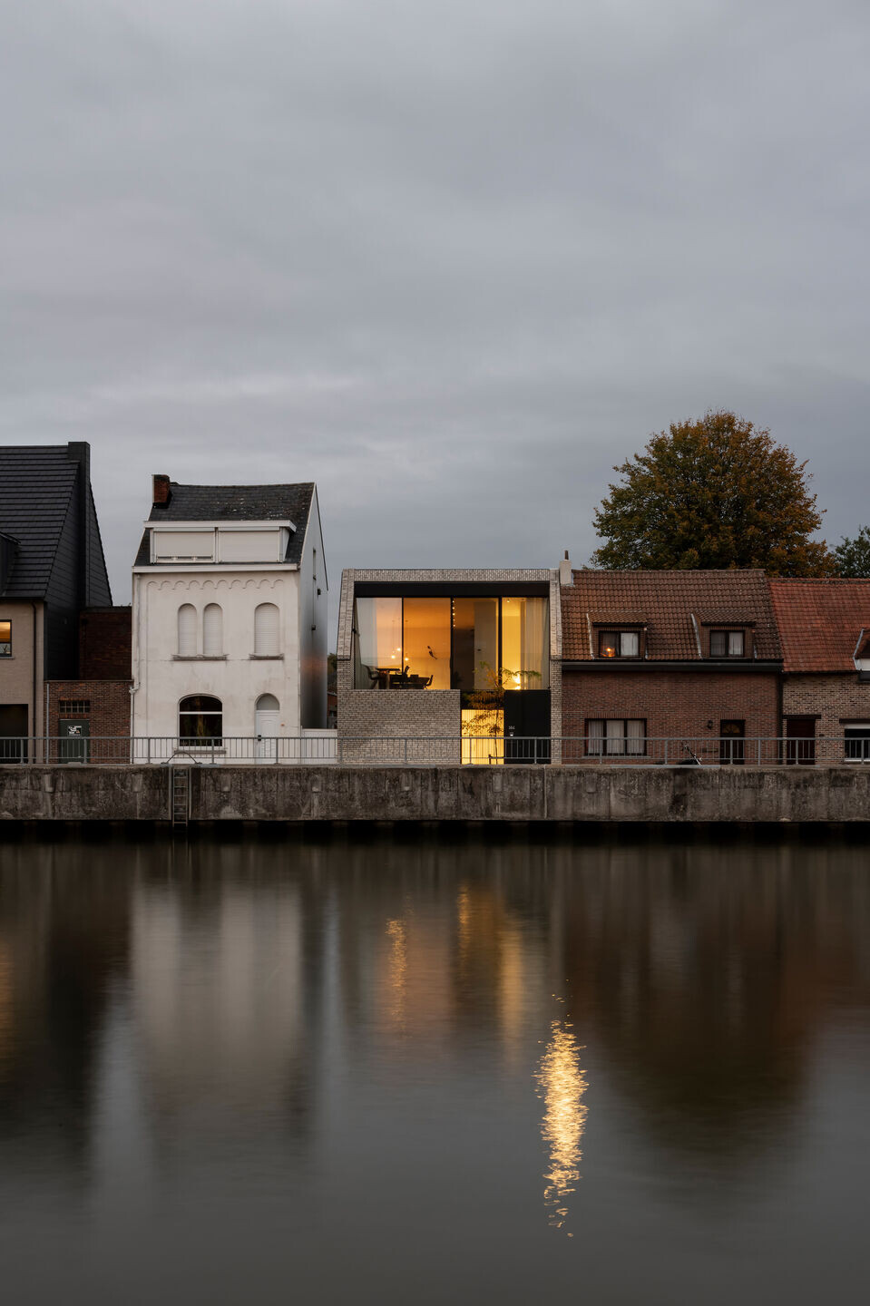 https://archello.com/story/112125/attachments/photos-videos/2 photo_credit Koen Van Damme