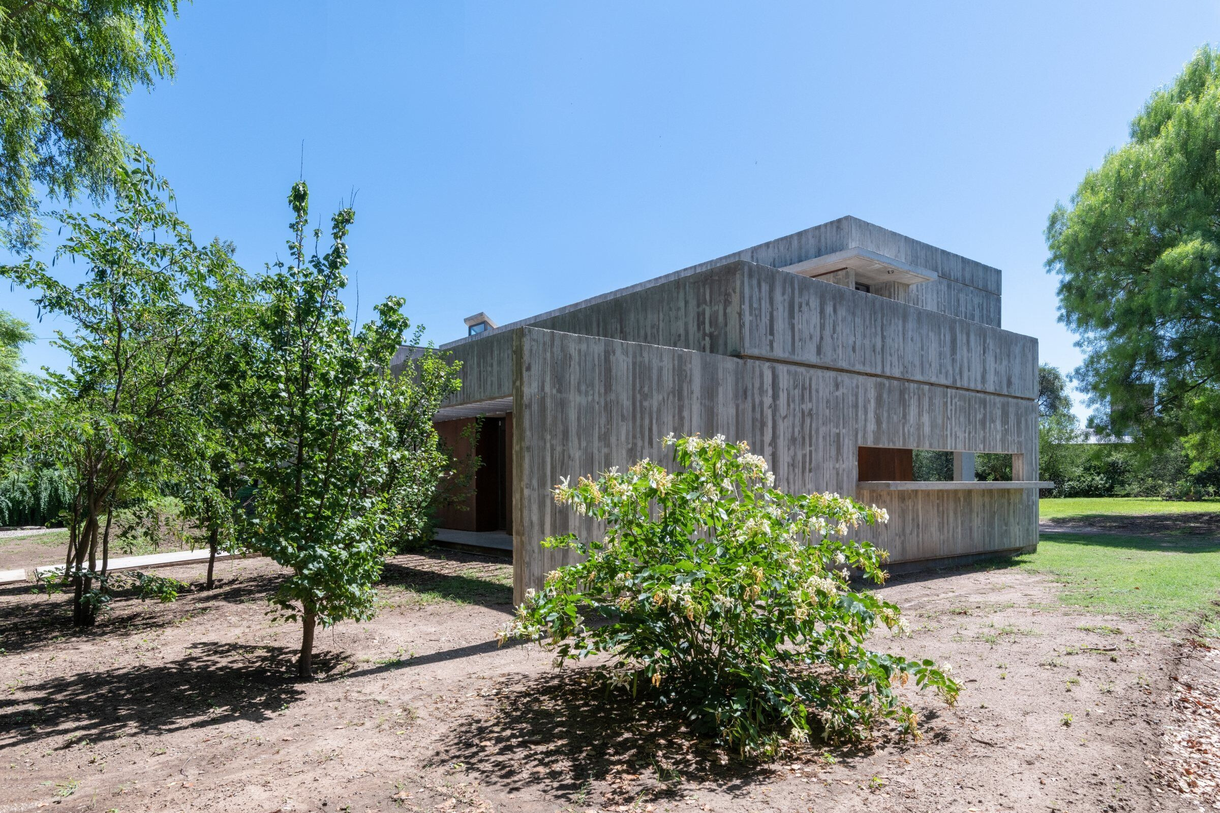 https://archello.com/story/112320/attachments/photos-videos/17 photo_credit Arch: Gonzalo Viramonte