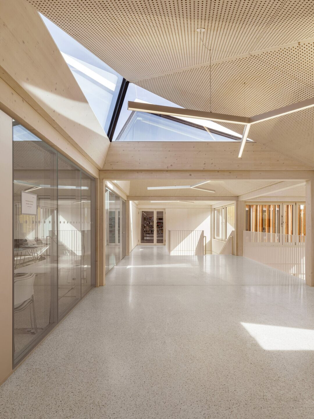 https://archello.com/story/112314/attachments/photos-videos/10 photo_credit Thilo Ross Fotografie