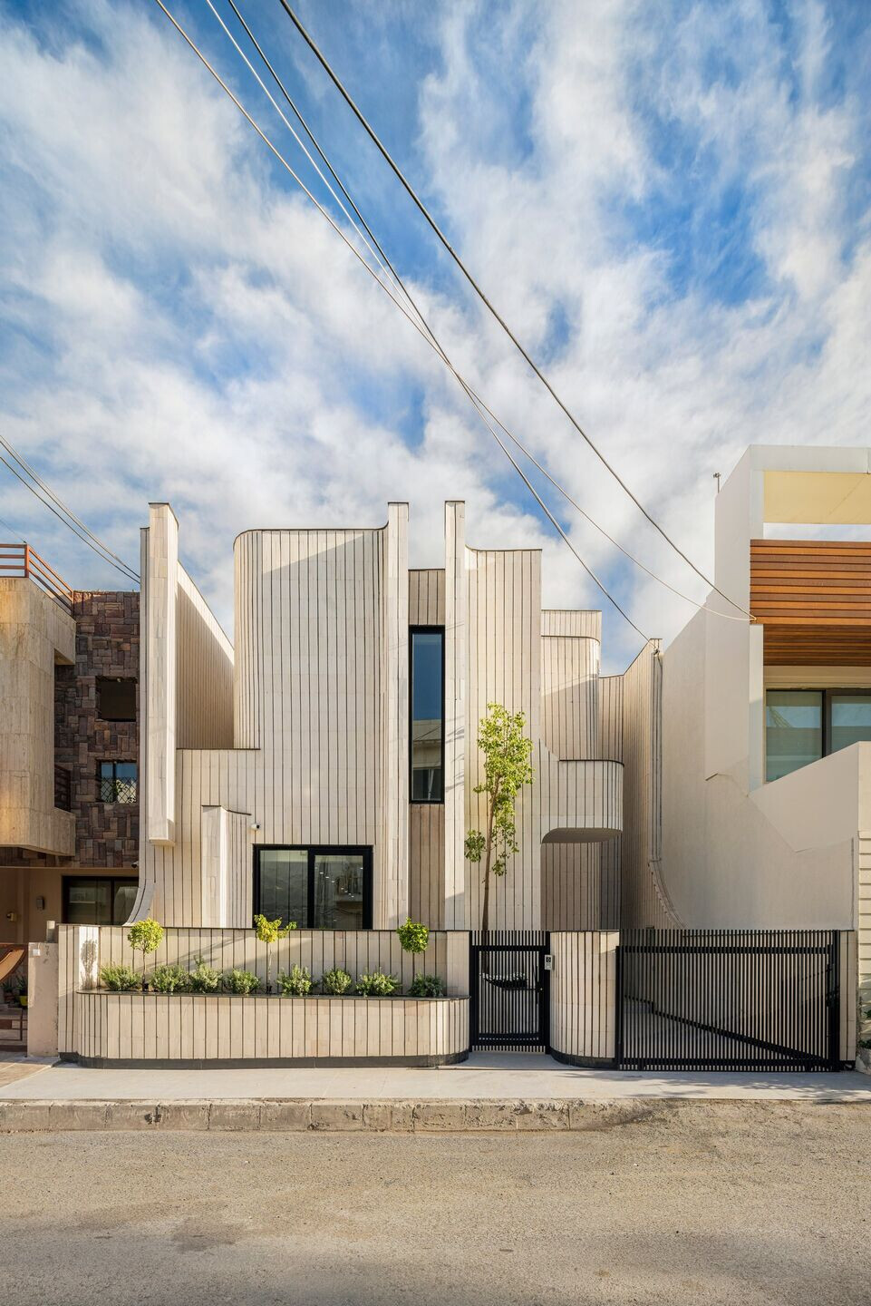 https://archello.com/story/112307/attachments/photos-videos/4 photo_credit Deed Studio