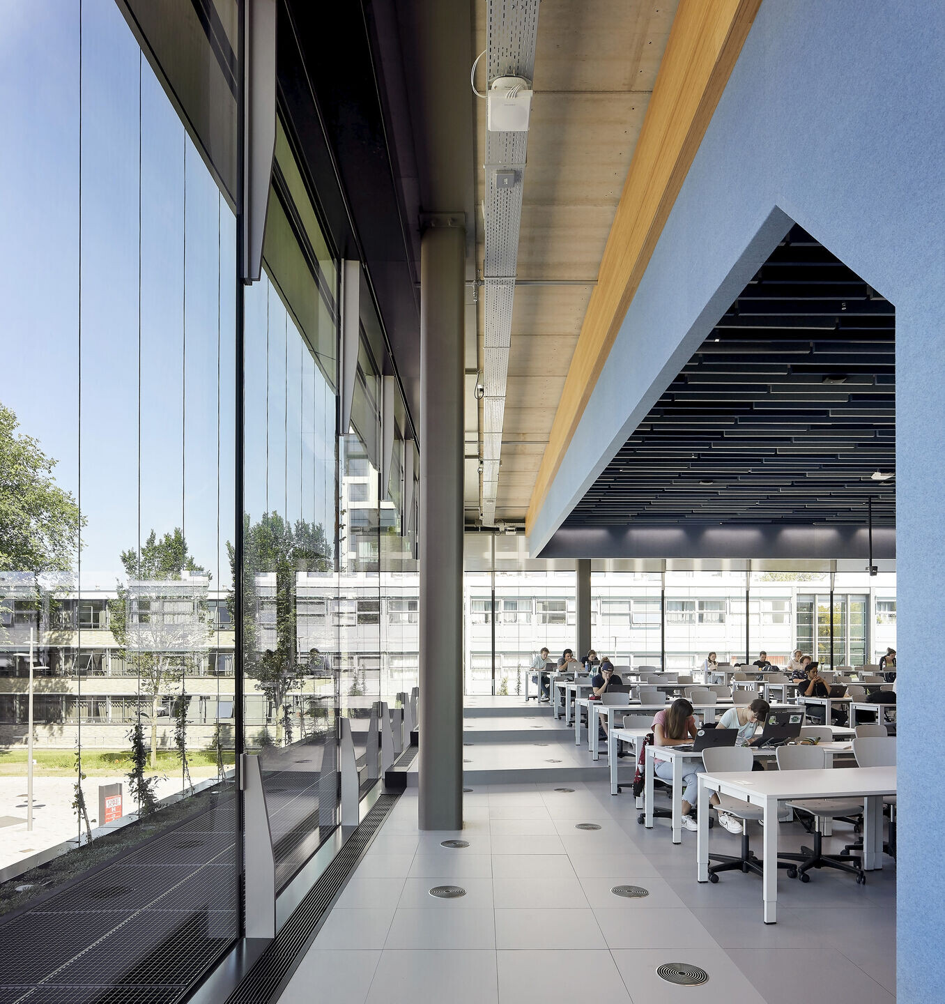 https://archello.com/story/112361/attachments/photos-videos/9 photo_credit Hufton + Crow