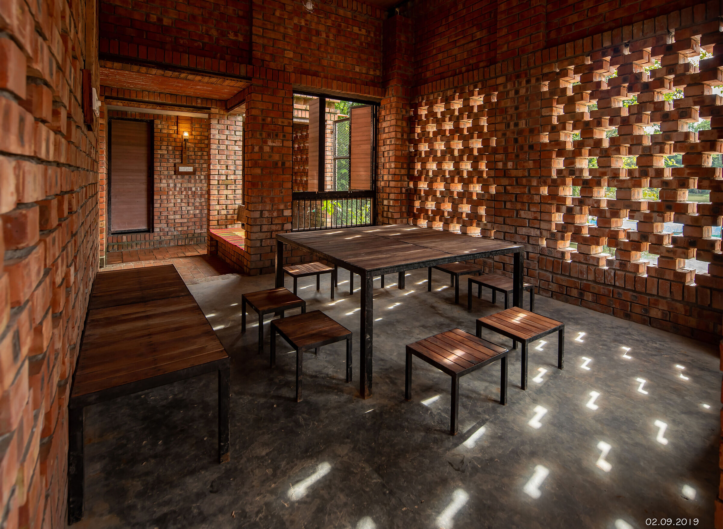 https://archello.com/story/112458/attachments/photos-videos/5 photo_credit Maruf Raihan