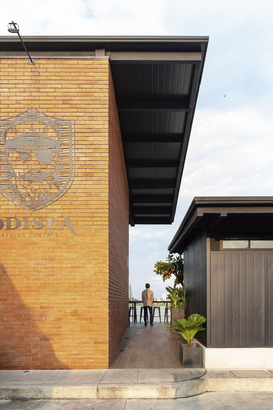 https://archello.com/story/112426/attachments/photos-videos/3 photo_credit JAG Studio