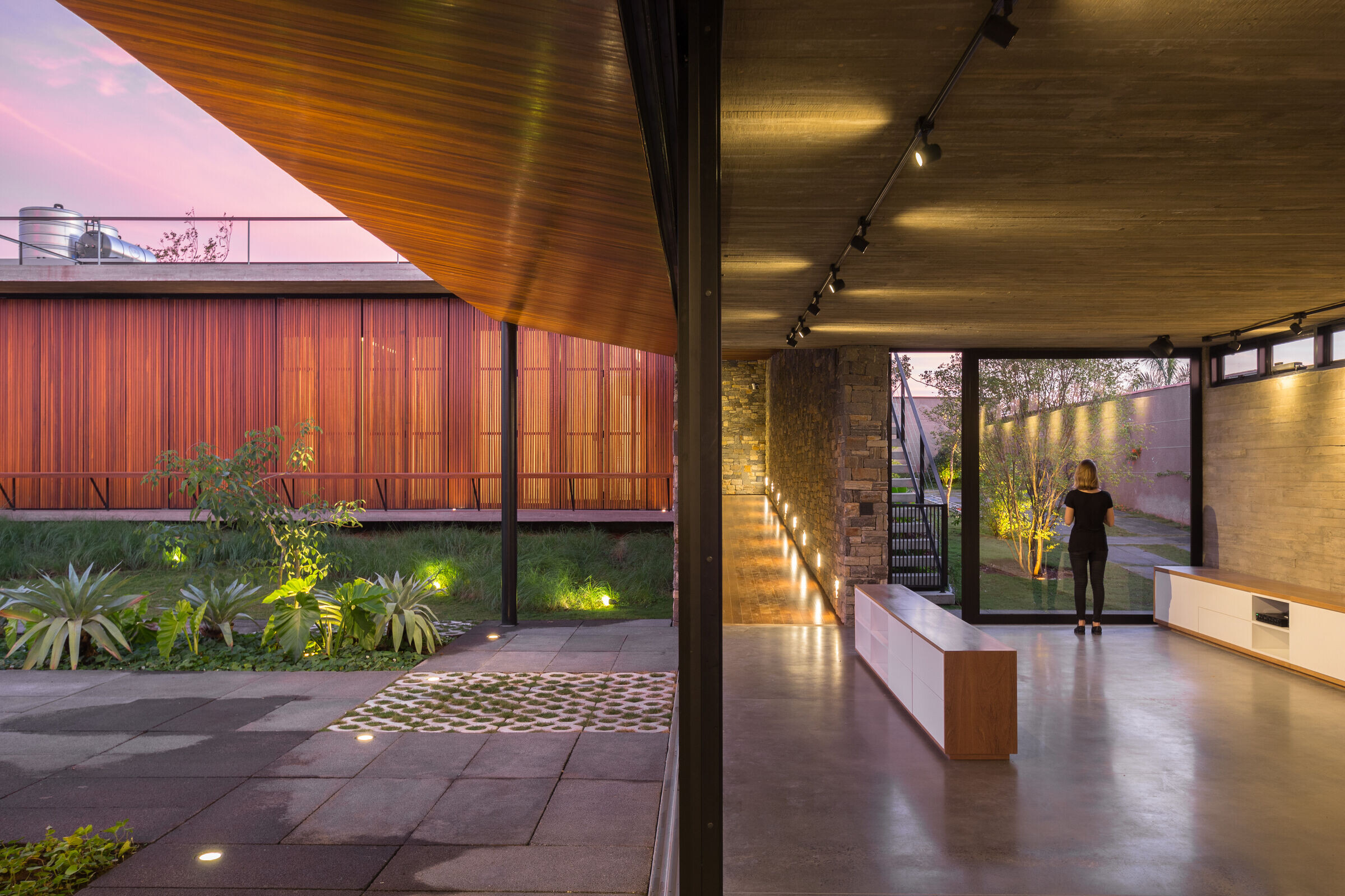 https://archello.com/story/112484/attachments/photos-videos/24 photo_credit Adriano Pacelli