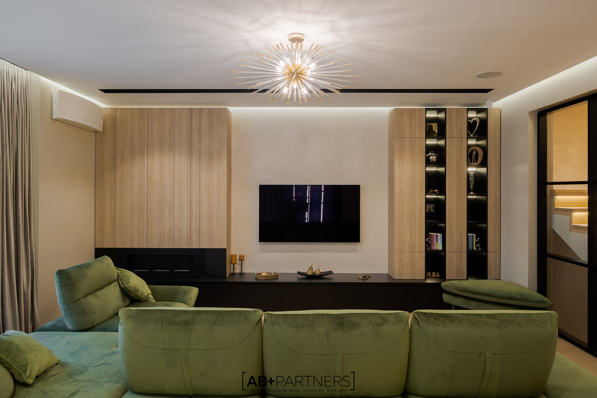 https://archello.com/story/112564/attachments/photos-videos/8 photo_credit Vlad Creteanu
