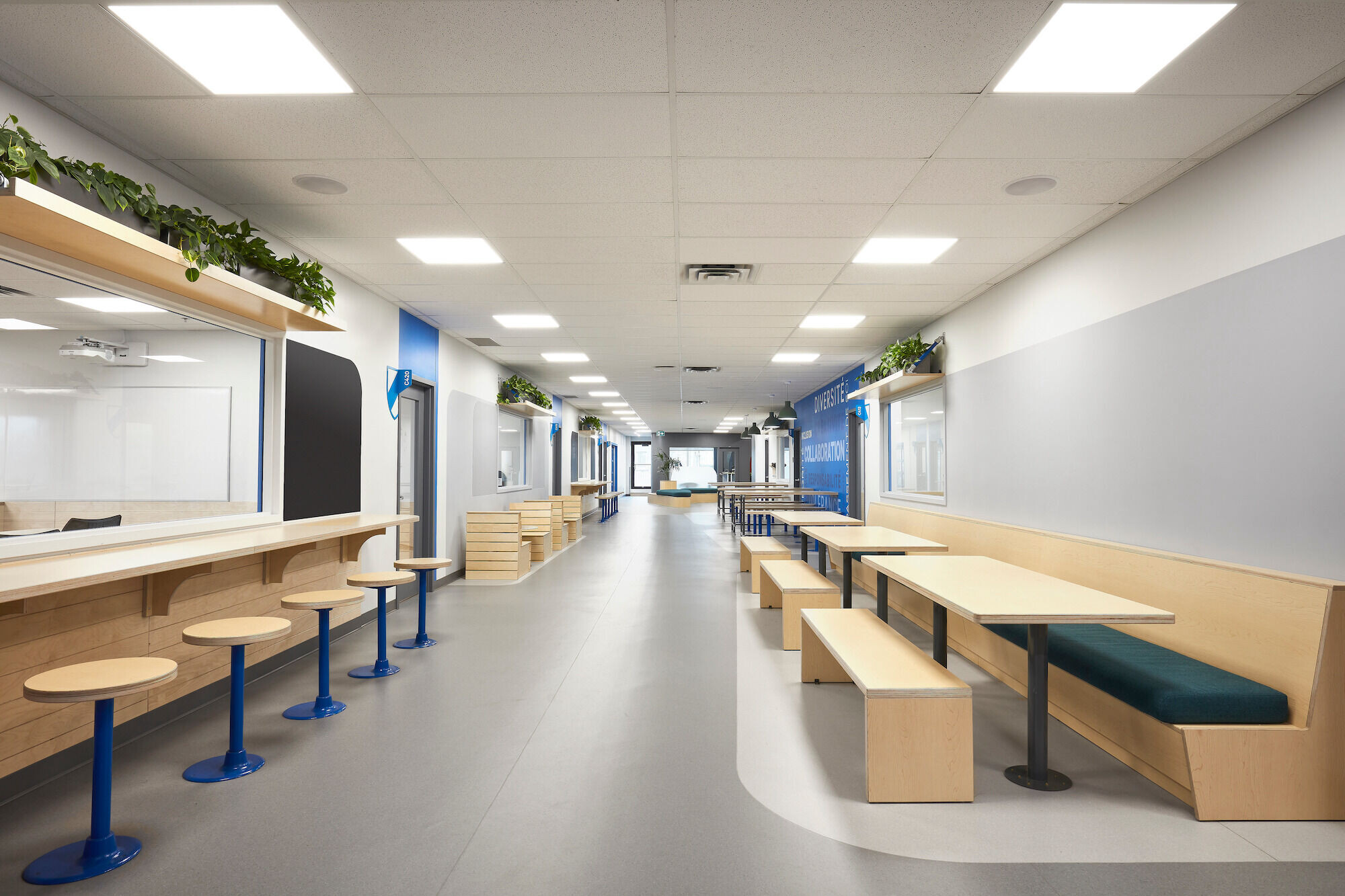 https://archello.com/story/112568/attachments/photos-videos/12 photo_credit Maxime Brouillet
