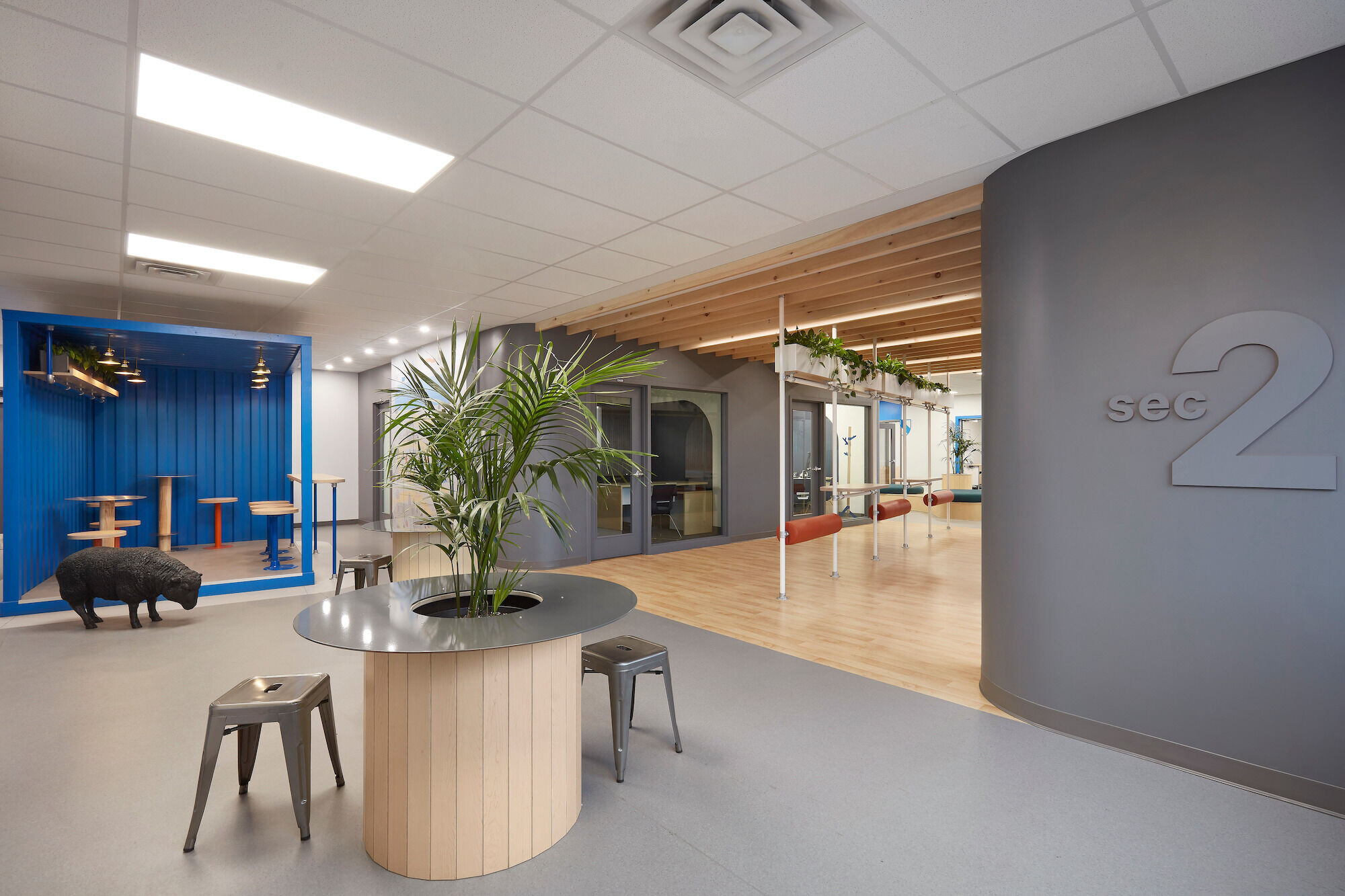 https://archello.com/story/112568/attachments/photos-videos/19 photo_credit Maxime Brouillet