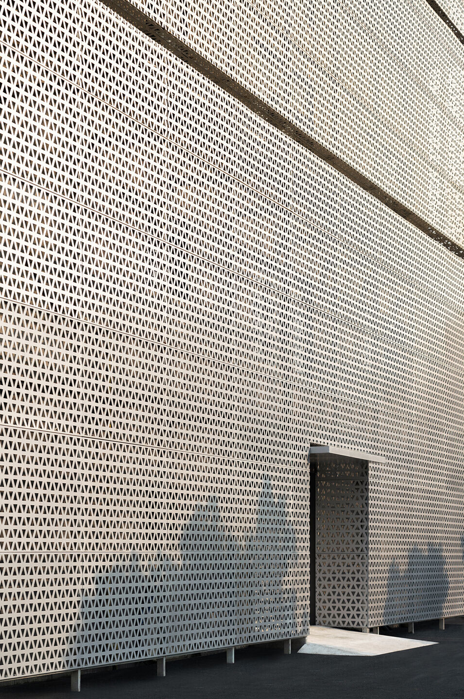 https://archello.com/story/112604/attachments/photos-videos/5 photo_credit Vincent Wu