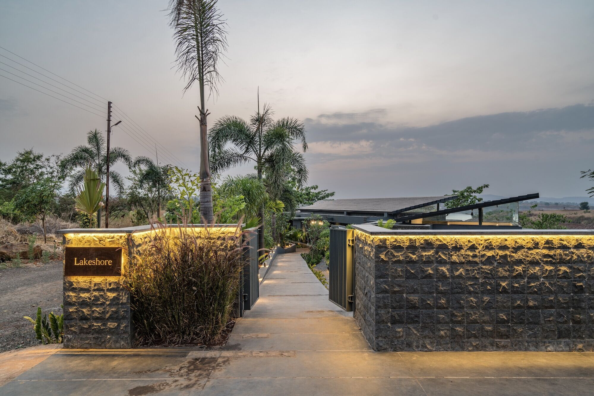 https://archello.com/story/112594/attachments/photos-videos/38 photo_credit Maulik Patel, Inclined studio