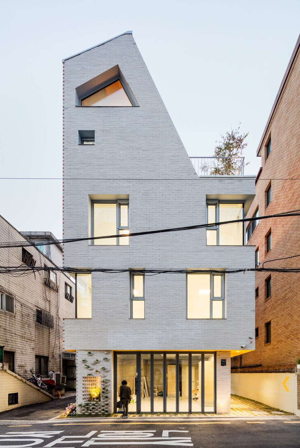 https://archello.com/story/112614/attachments/photos-videos/8 photo_credit Kyungsub Shin