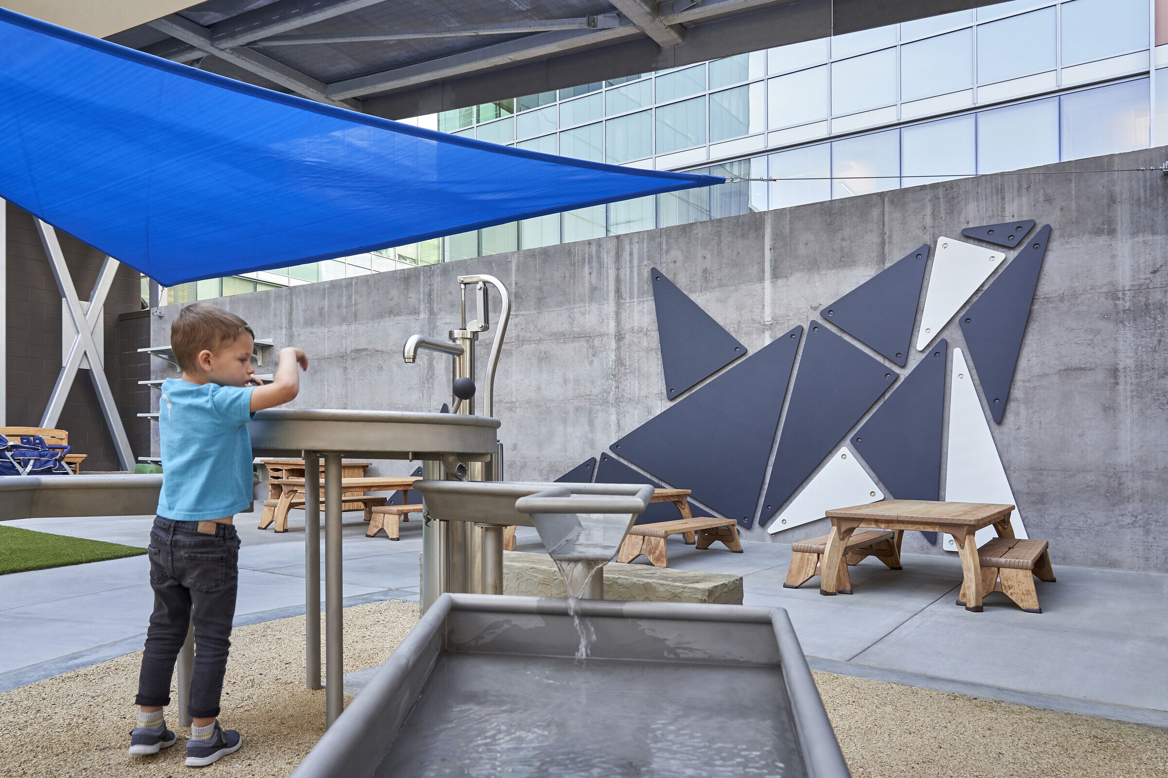 https://archello.com/story/112632/attachments/photos-videos/4 photo_credit Garrett Rowland