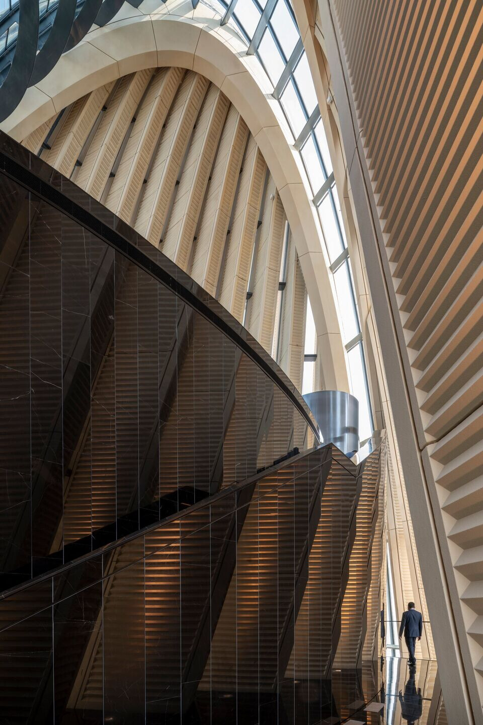 https://archello.com/story/112774/attachments/photos-videos/10 photo_credit Nigel Young / Foster + Partners