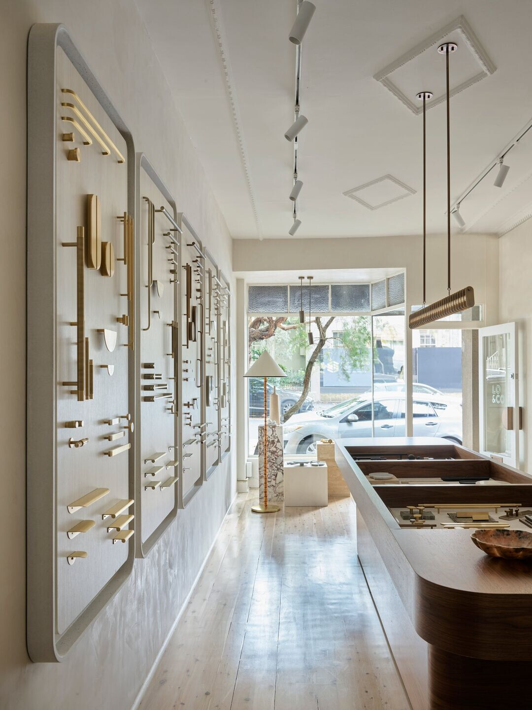 https://archello.com/story/112904/attachments/photos-videos/18 photo_credit Shot by Anson Smart. Styled by Claire Delmar