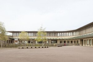 Curving school complex by Joly & Loiret offers an inspiring range of interior and exterior learning spaces