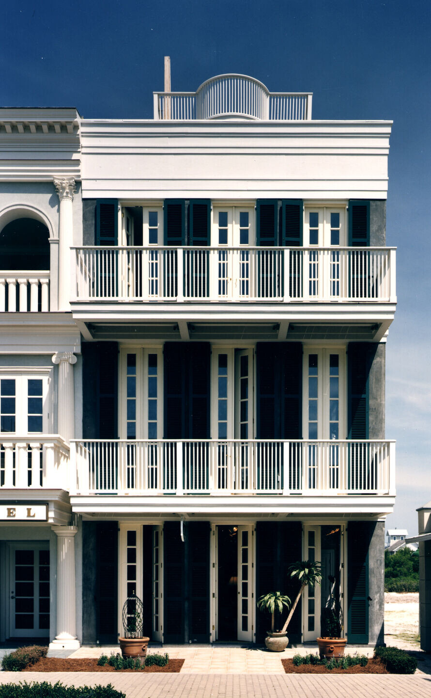 https://archello.com/story/112928/attachments/photos-videos/1
