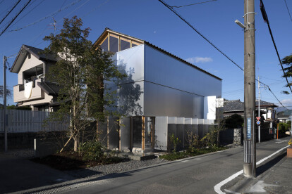 Seichii Yamada & Associates reimagine the traditional Japanese house in a striking silver façade