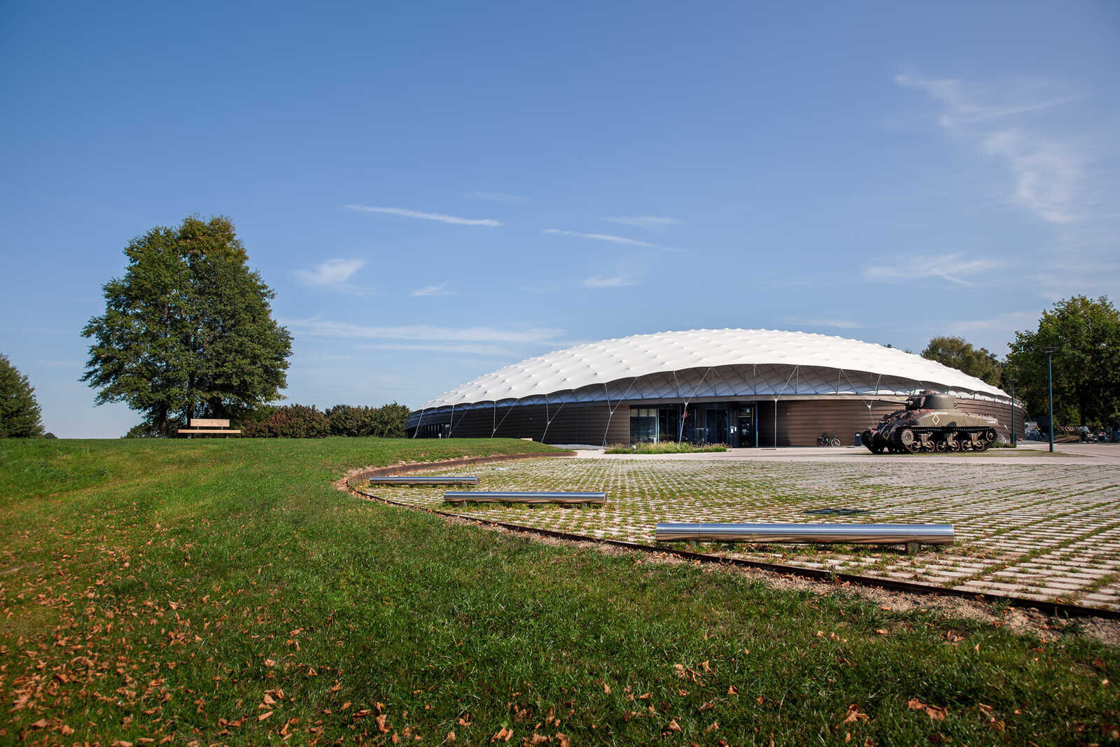 https://archello.com/story/113012/attachments/photos-videos/3 photo_credit ZJA