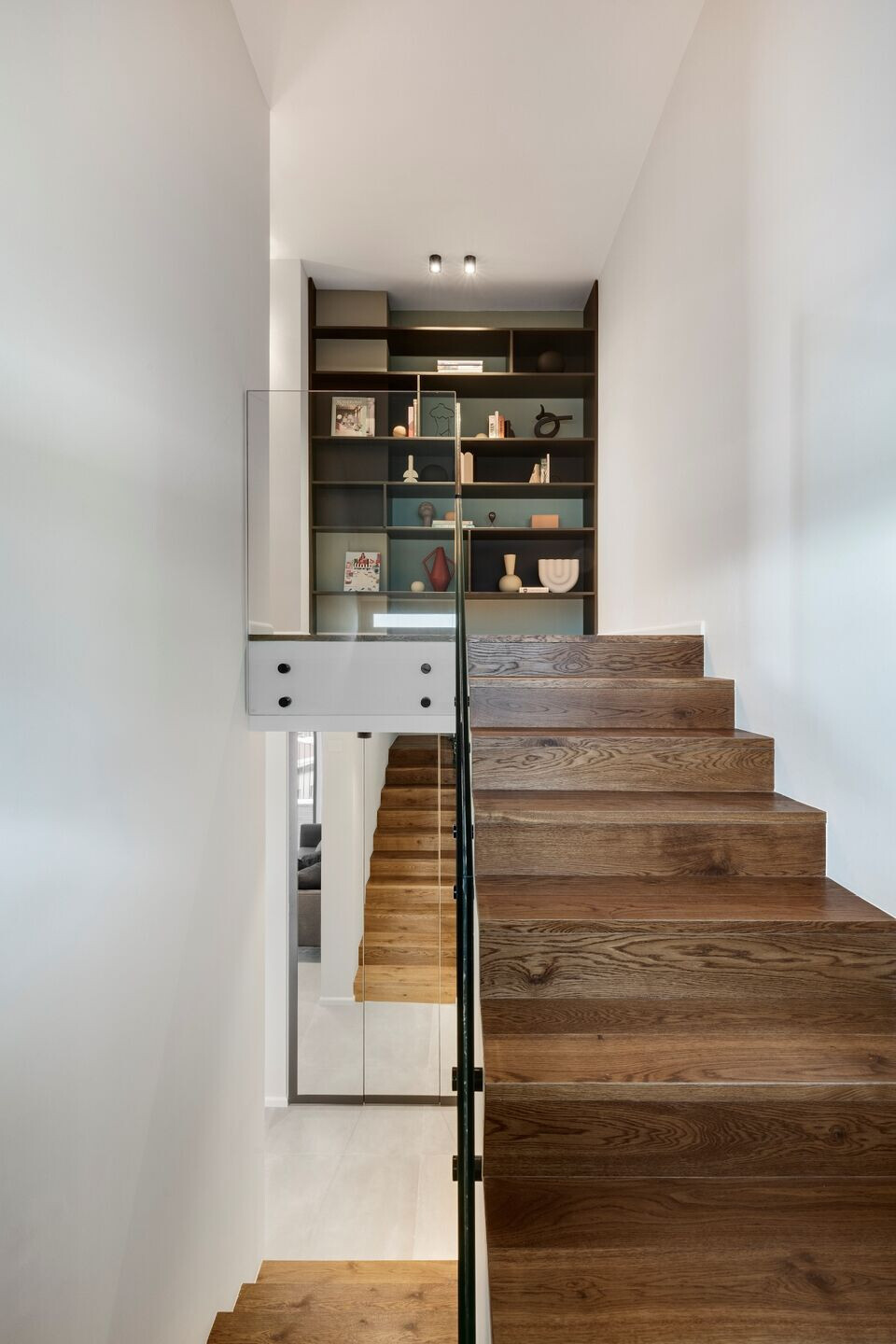 https://archello.com/story/113075/attachments/photos-videos/17 photo_credit Oded Smadar