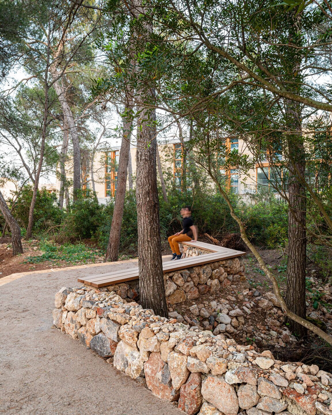 https://archello.com/story/113070/attachments/photos-videos/20 photo_credit Lluís Bort