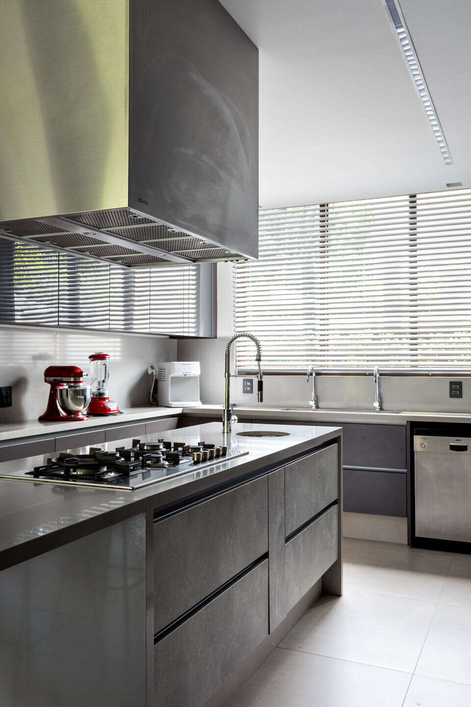 https://archello.com/story/113216/attachments/photos-videos/9 photo_credit Fran Parente
