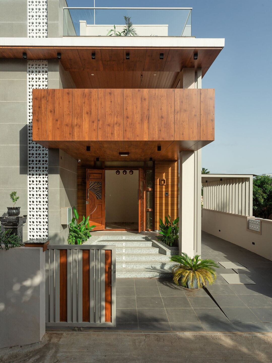 https://archello.com/story/113250/attachments/photos-videos/5 photo_credit Pranit bora studio