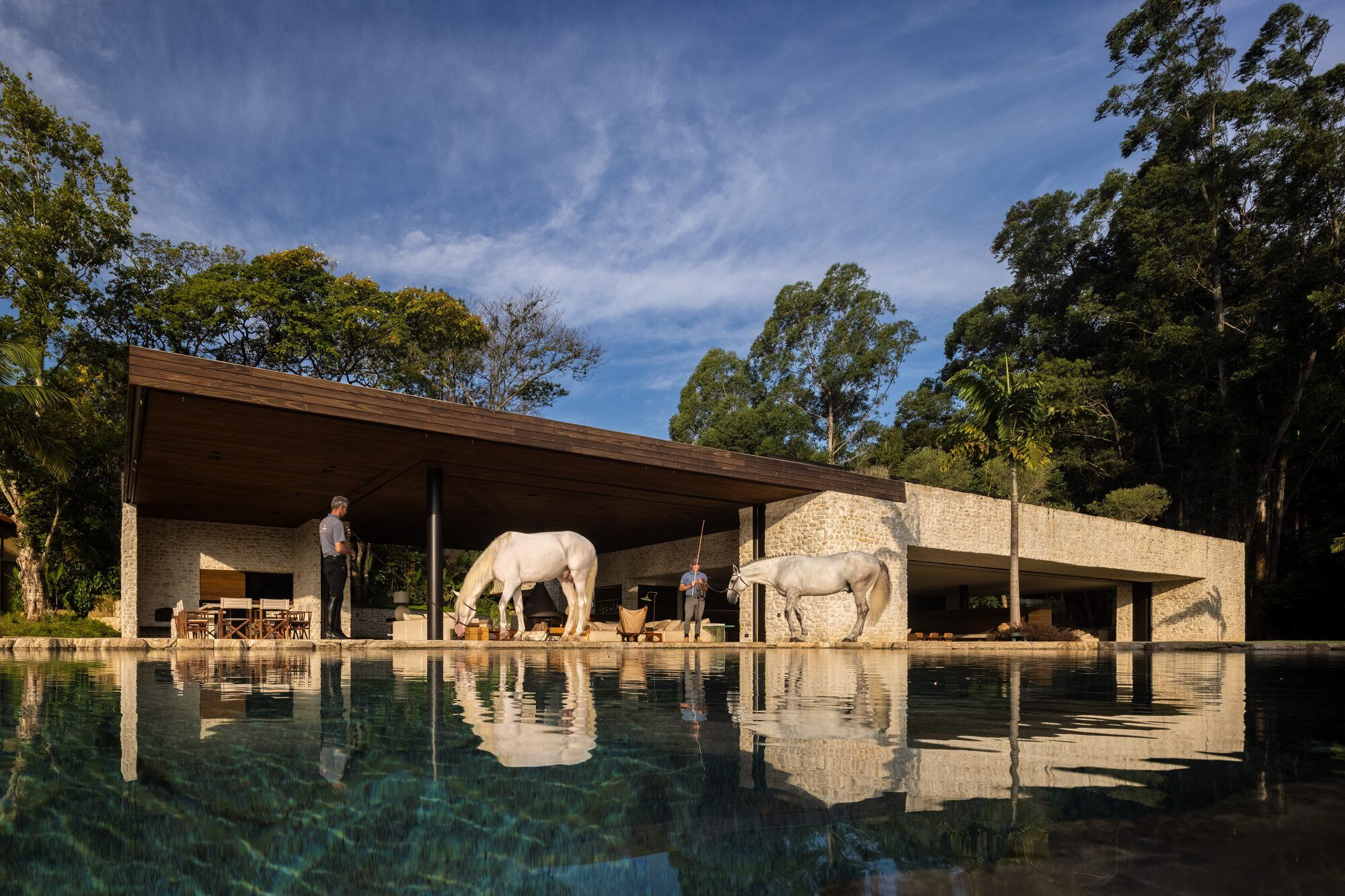 https://archello.com/story/113356/attachments/photos-videos/7 photo_credit Fernando Guerra