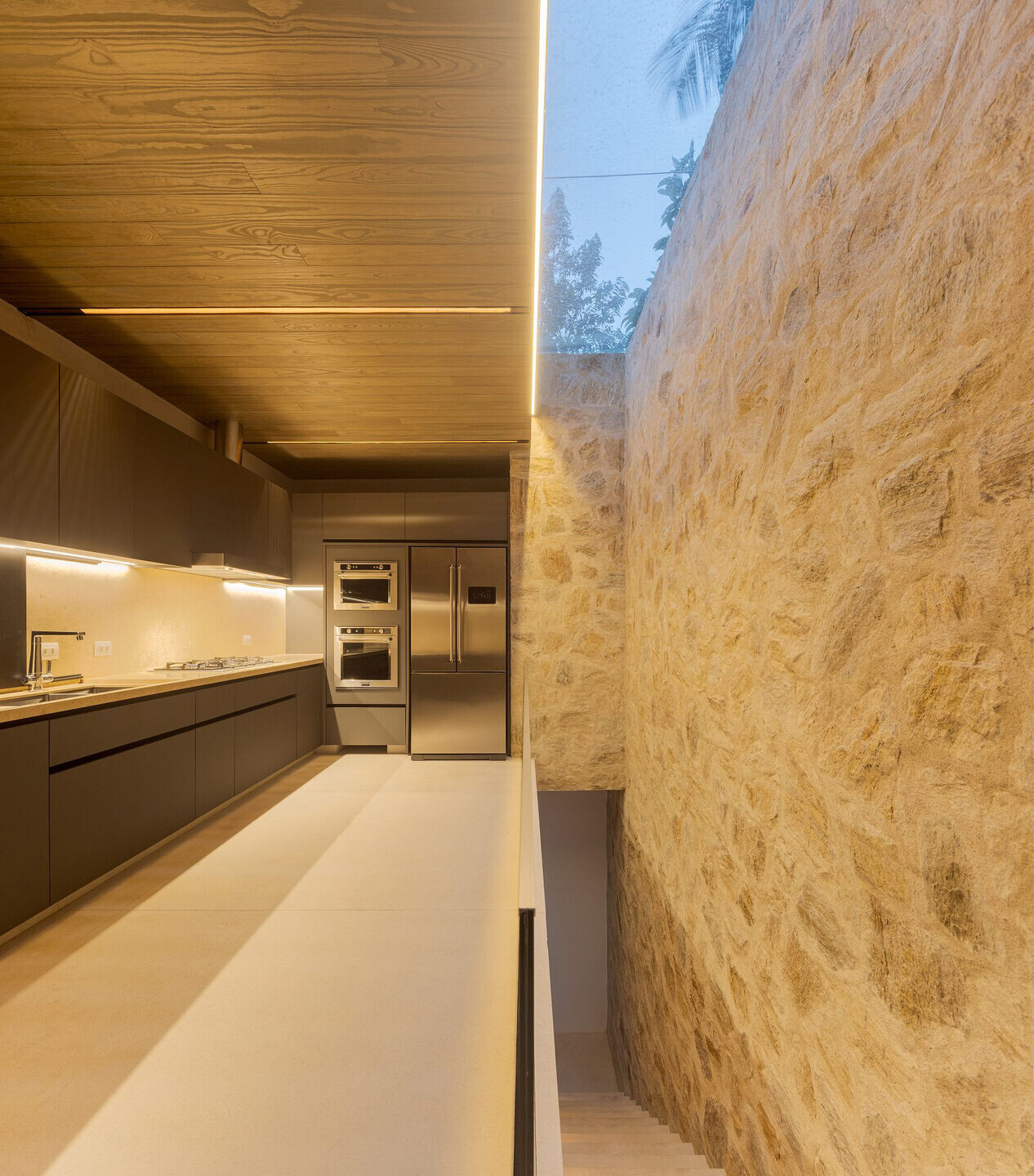 https://archello.com/story/113354/attachments/photos-videos/9 photo_credit Fernando Guerra