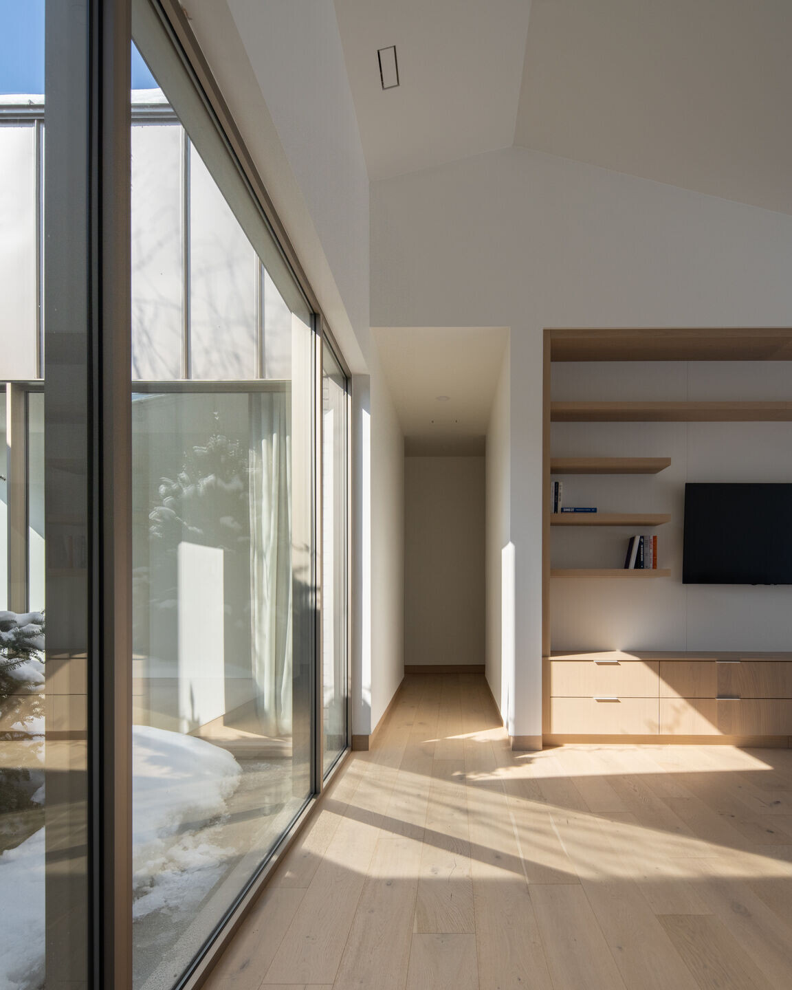 https://archello.com/story/113459/attachments/photos-videos/10 photo_credit Olivier Blouin