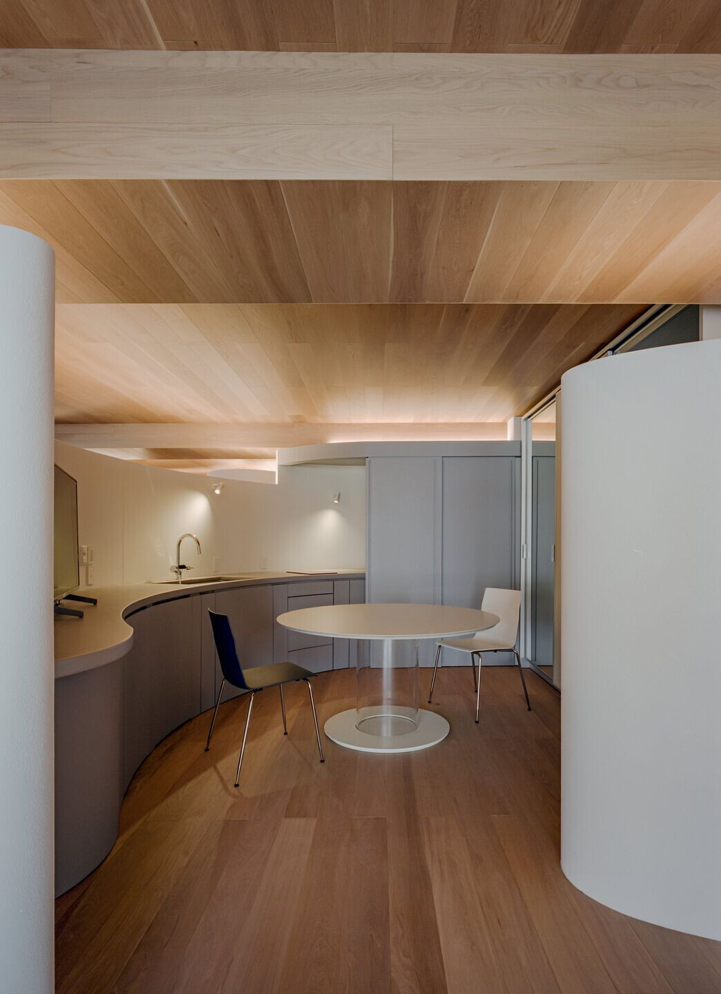 https://archello.com/story/113438/attachments/photos-videos/9 photo_credit Katsuya Taira (studio REM)