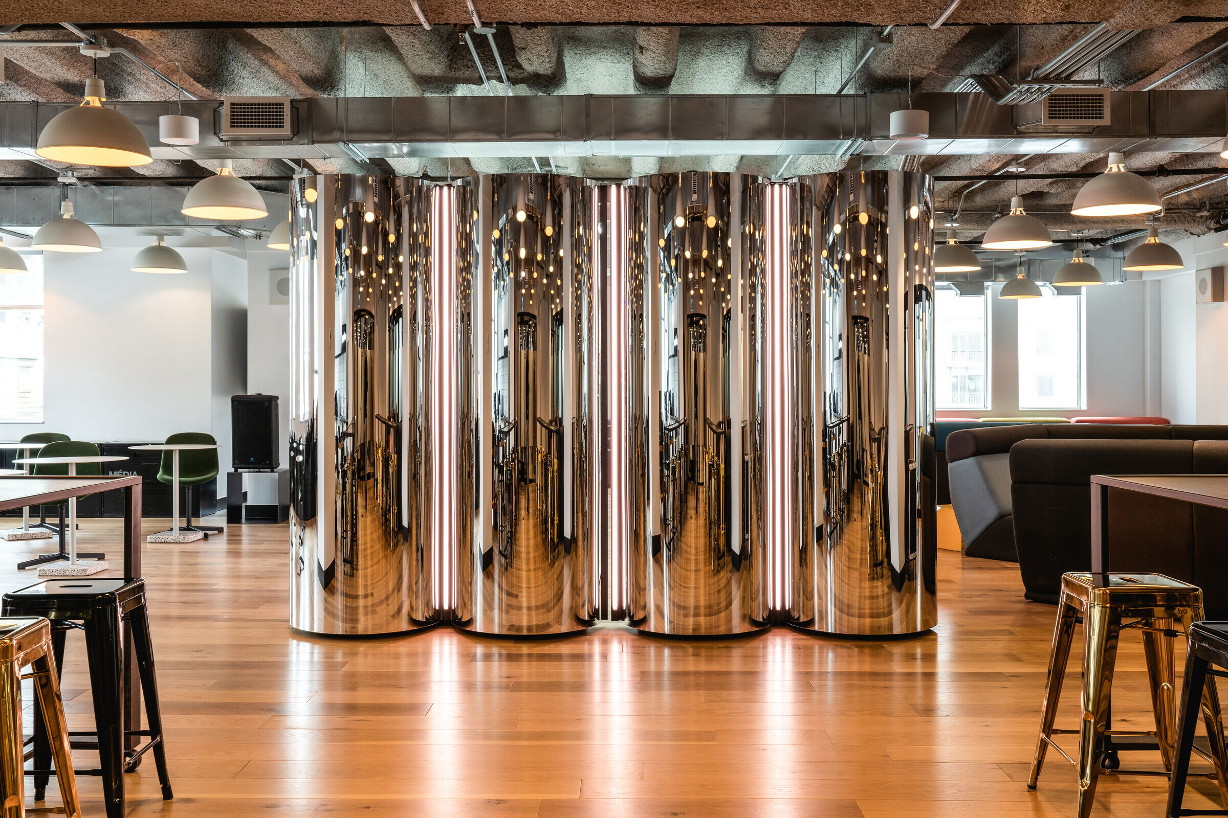 https://archello.com/story/113470/attachments/photos-videos/5 photo_credit Raphaël Thibodeau
