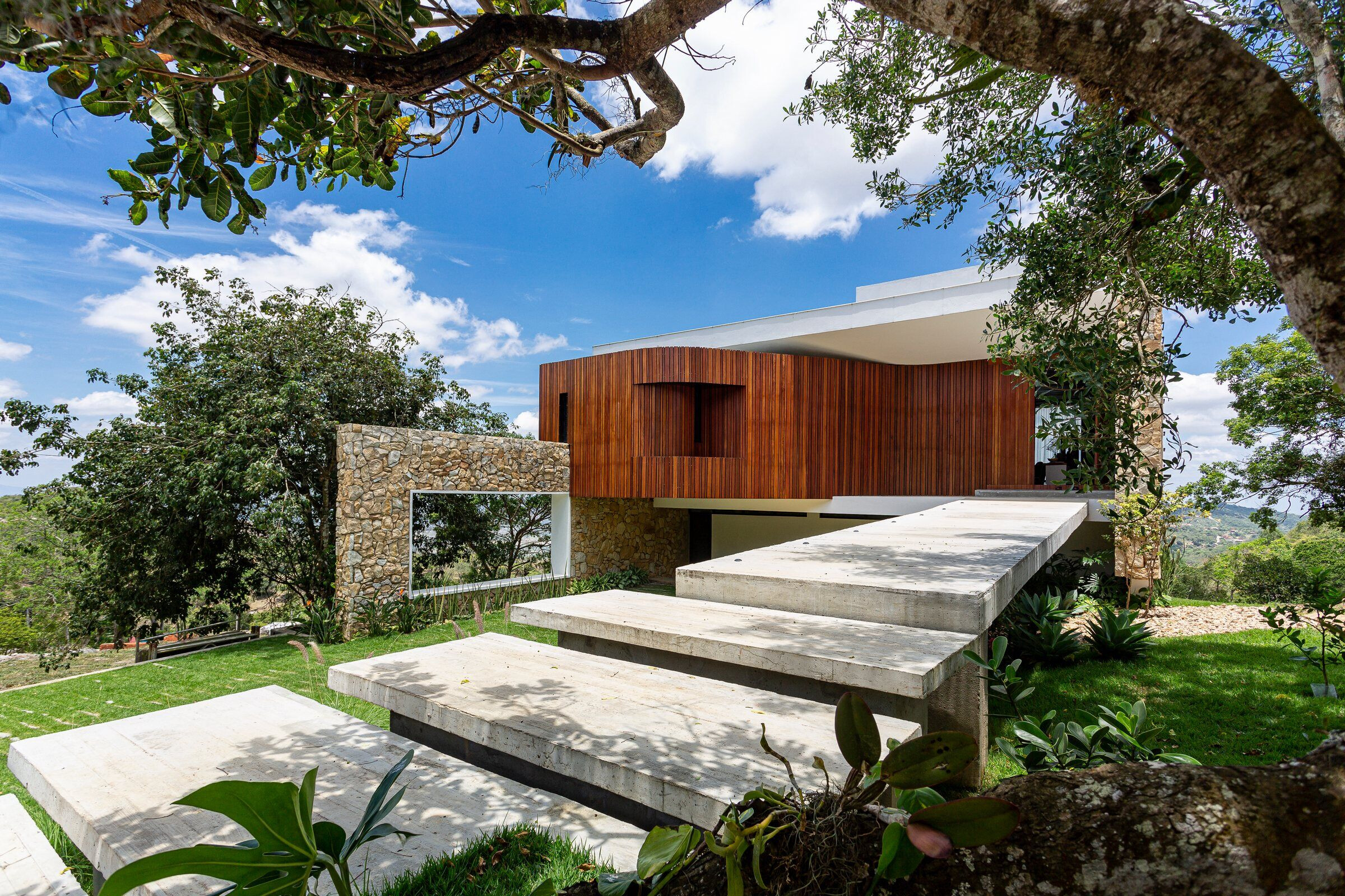 https://archello.com/story/113619/attachments/photos-videos/11 photo_credit Antônio Preggo