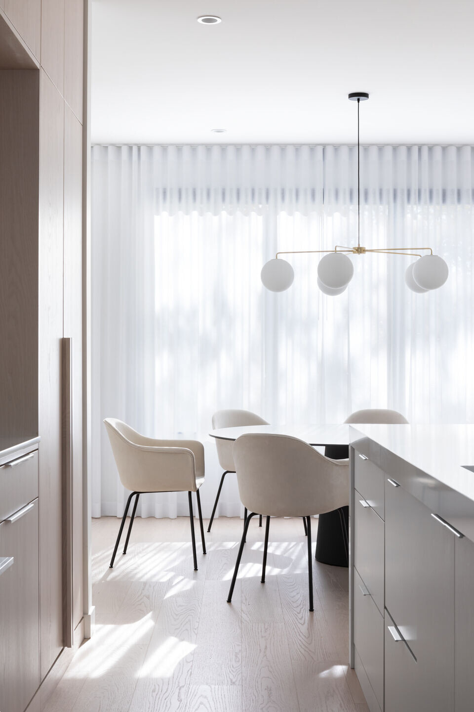 https://archello.com/story/113676/attachments/photos-videos/17 photo_credit Ema Peter