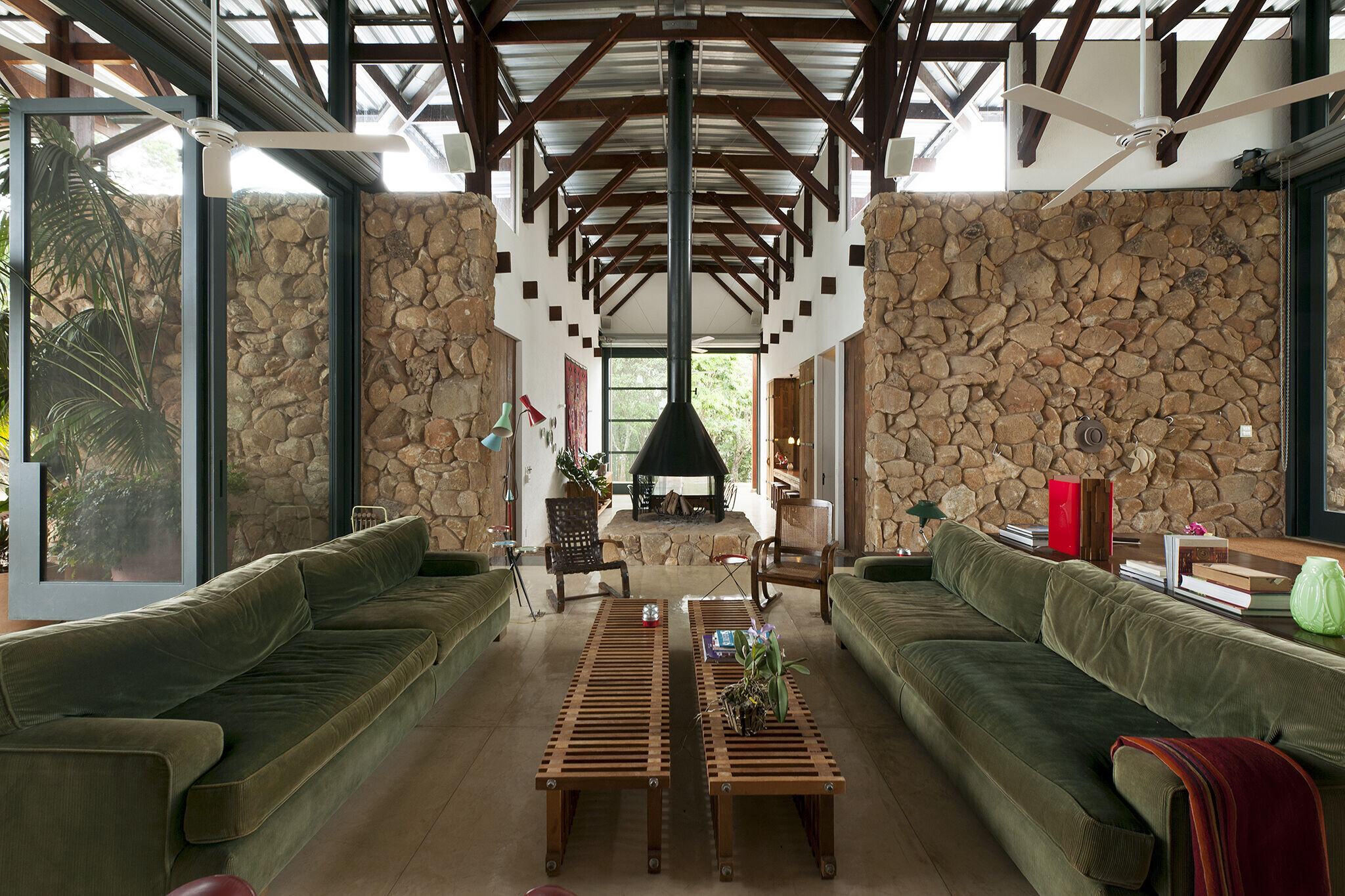 https://archello.com/story/113649/attachments/photos-videos/5 photo_credit Romulo Fialdini