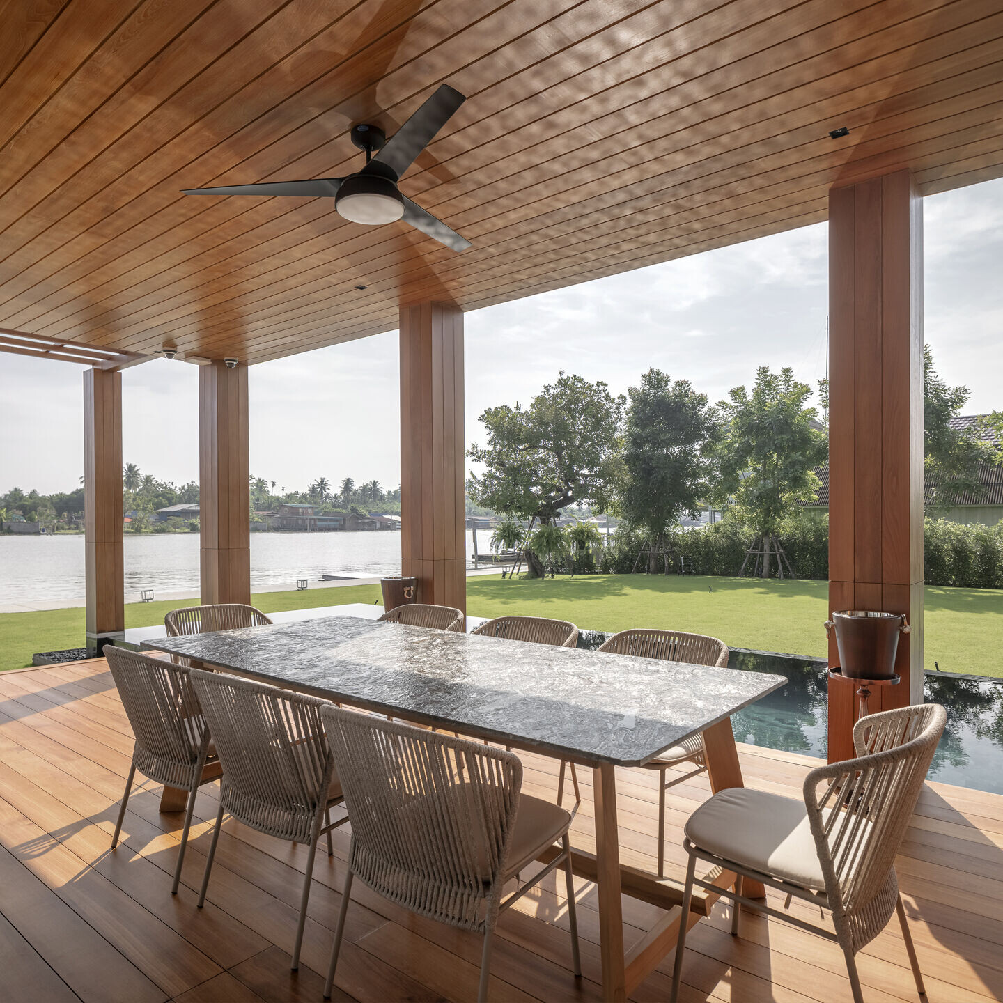 https://archello.com/story/113655/attachments/photos-videos/6