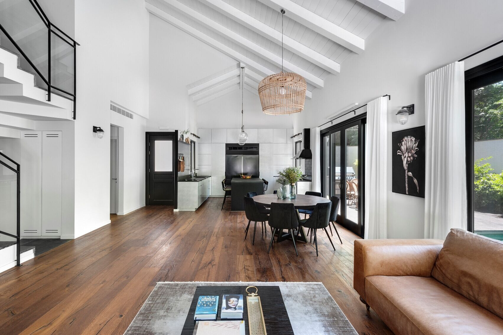 https://archello.com/story/113752/attachments/photos-videos/13 photo_credit Oded Smadar