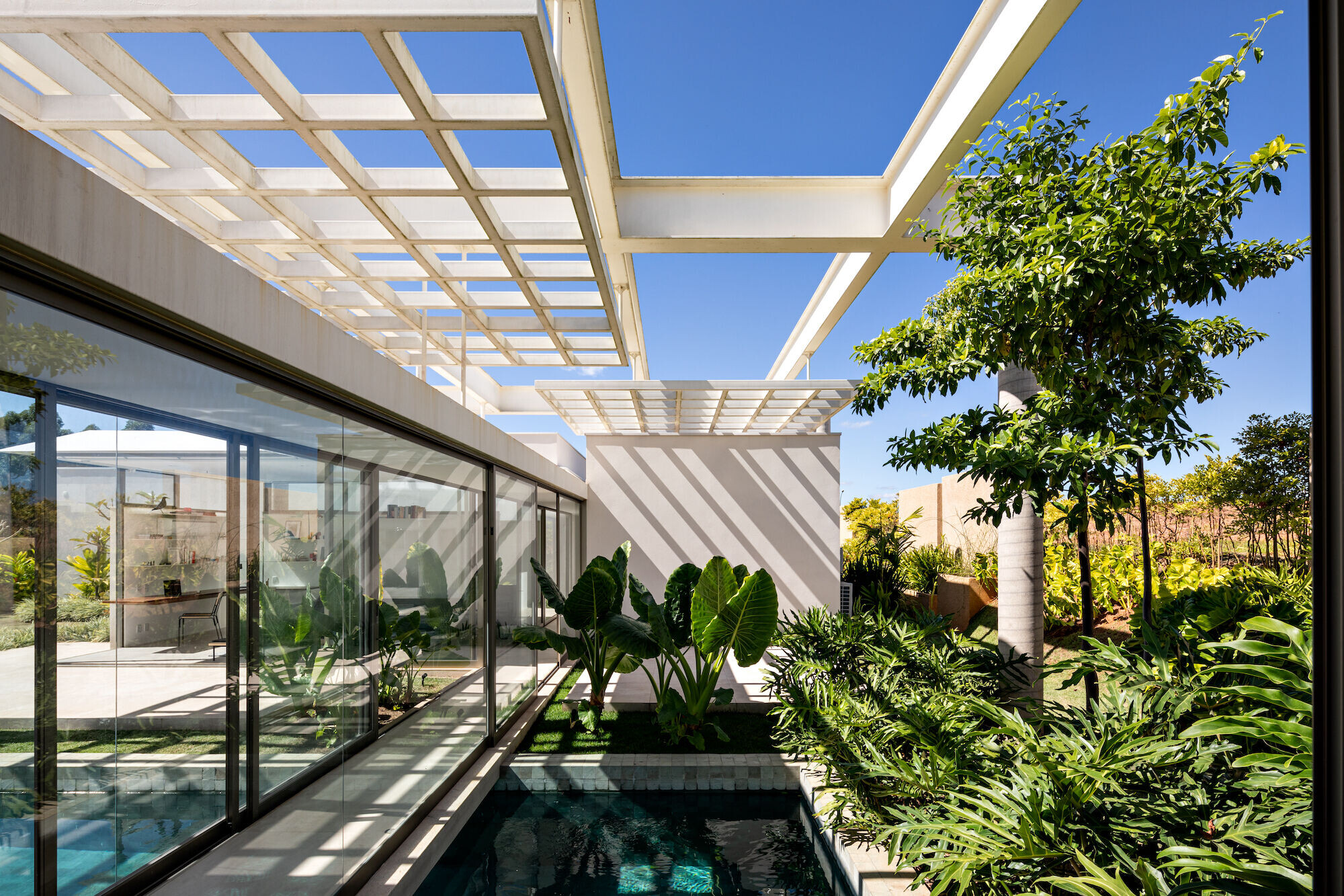 https://archello.com/story/113931/attachments/photos-videos/6 photo_credit Fran Parente