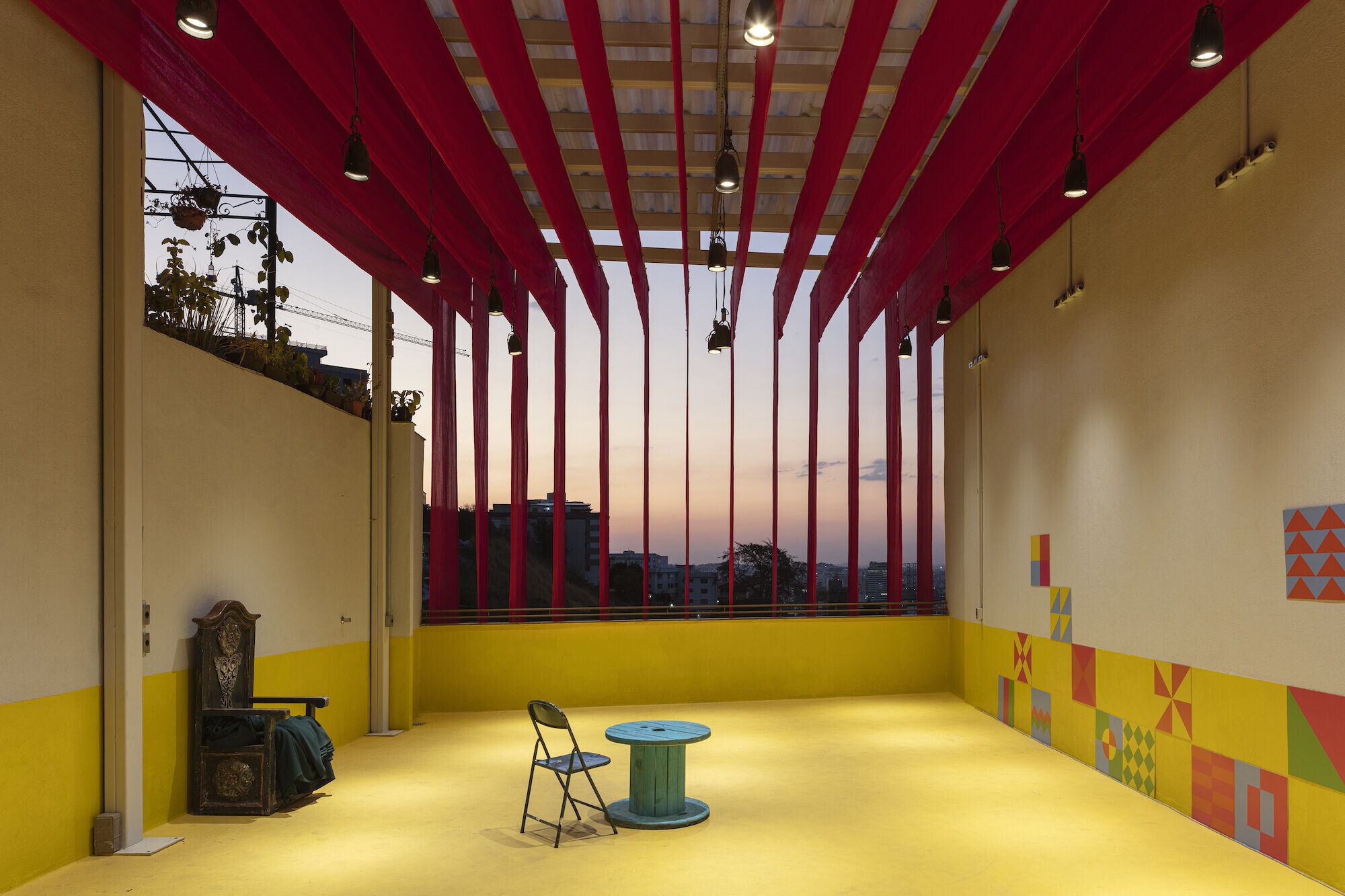 https://archello.com/story/114001/attachments/photos-videos/15 photo_credit Leonardo Finotti
