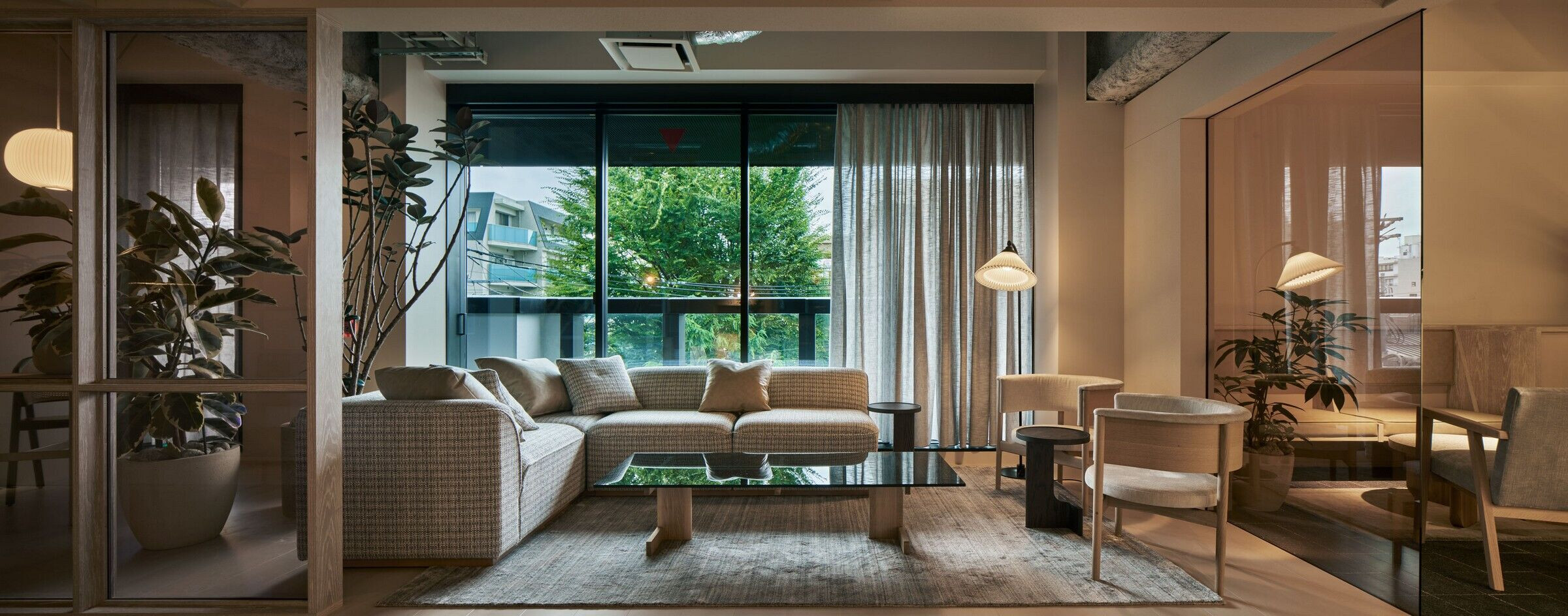https://archello.com/story/114012/attachments/photos-videos/18 photo_credit Koji Fujii (TOREAL)