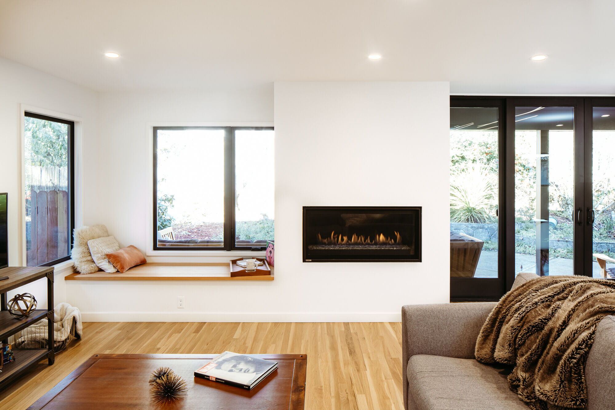 https://archello.com/story/114053/attachments/photos-videos/3 photo_credit Colin Cabalka