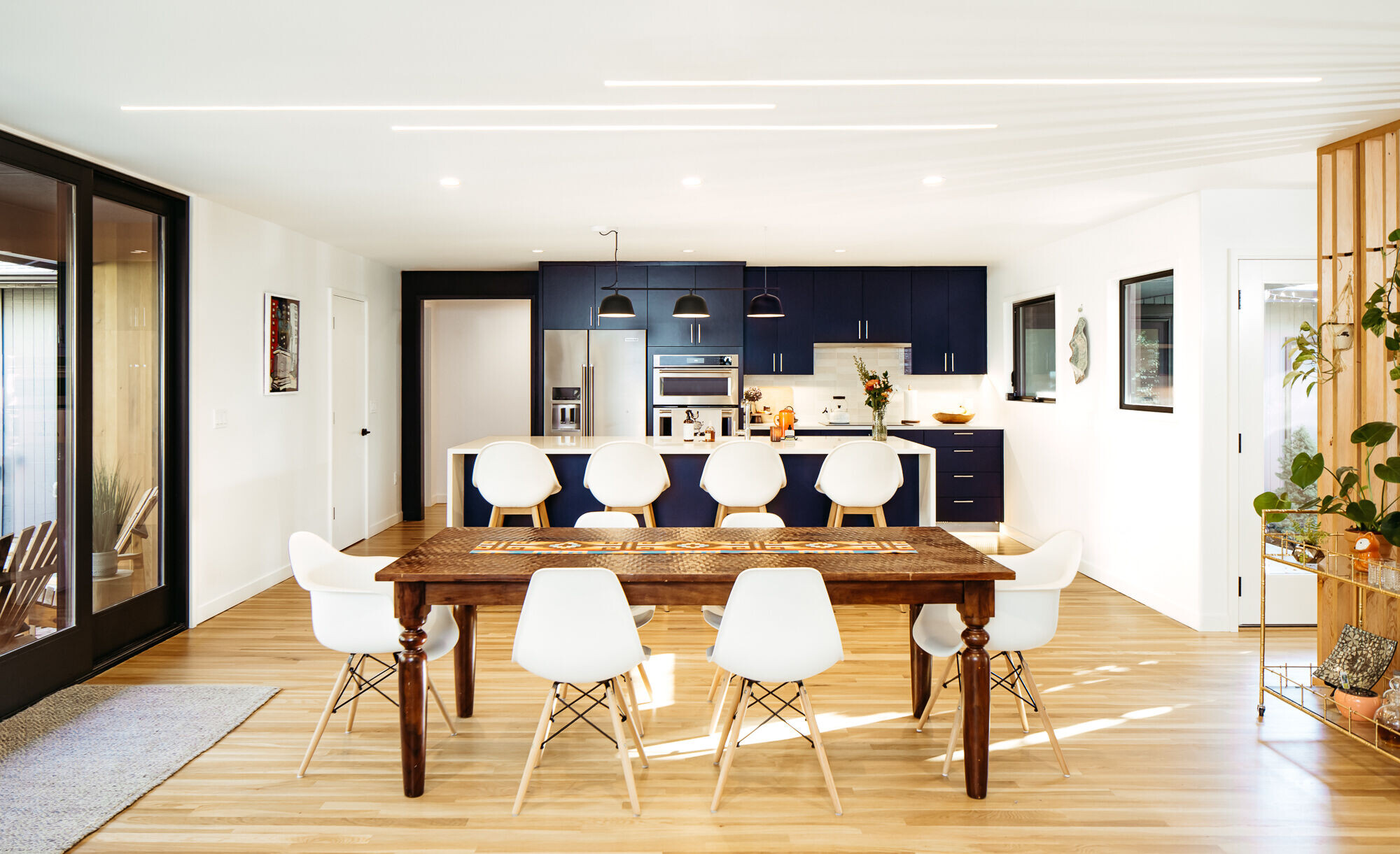 https://archello.com/story/114053/attachments/photos-videos/7 photo_credit Colin Cabalka