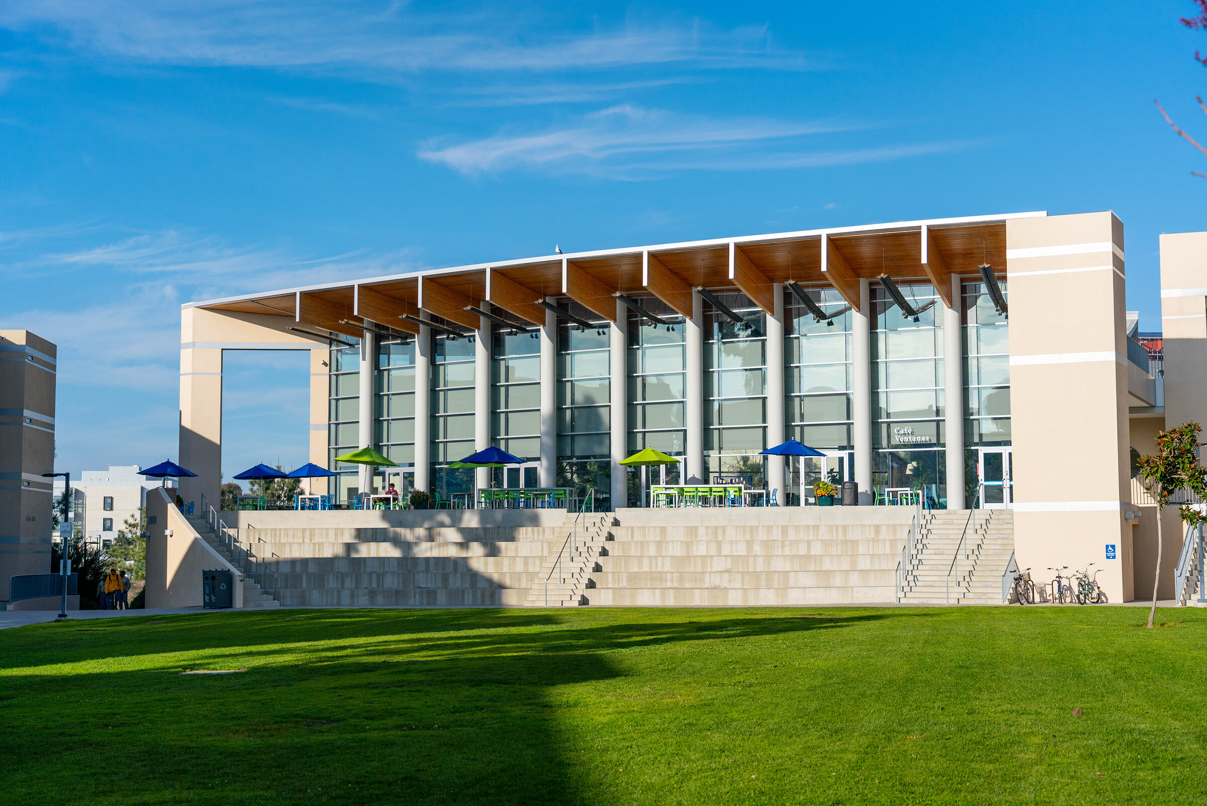 https://archello.com/story/114255/attachments/photos-videos/4 photo_credit Safdie Rabines Architects