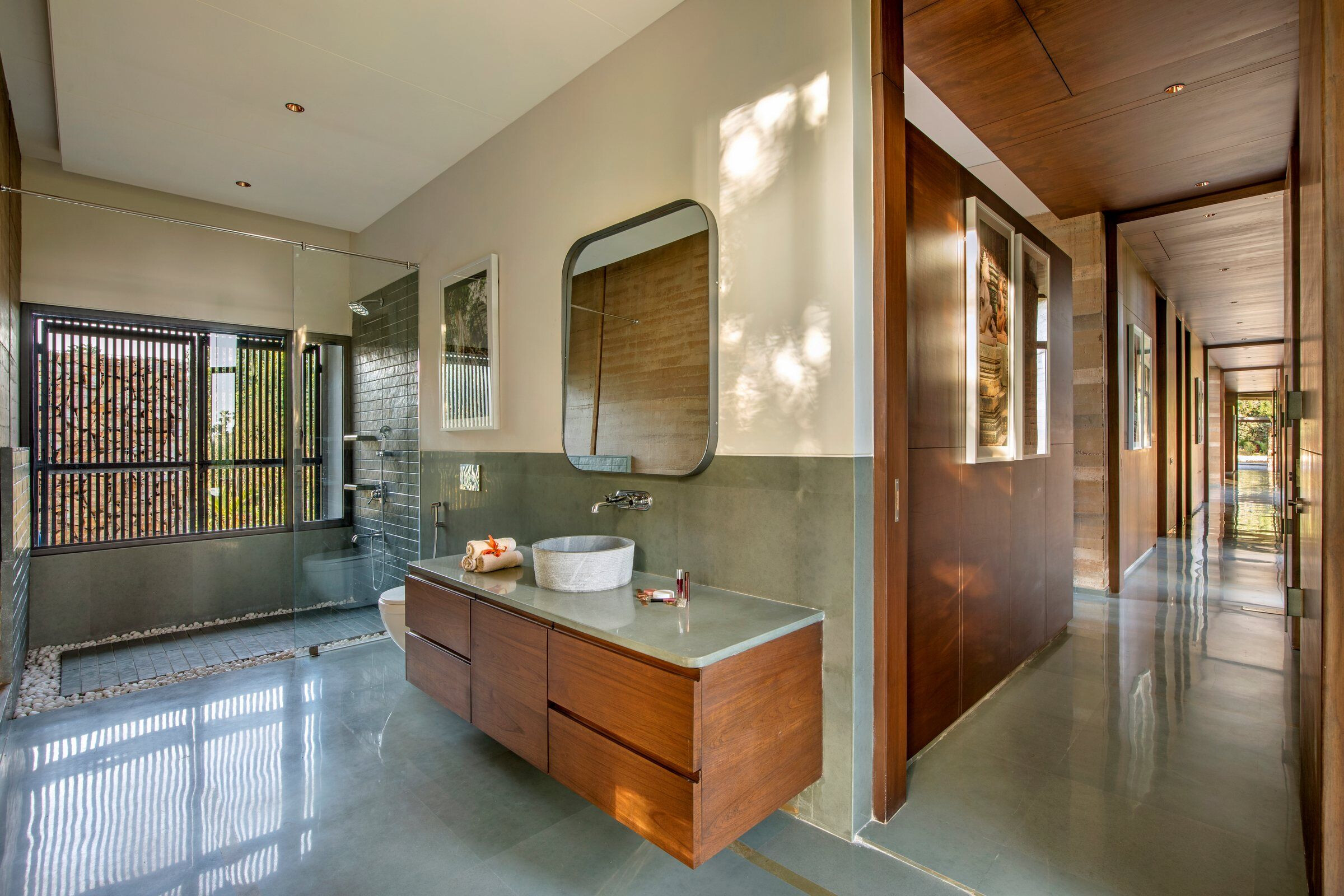 https://archello.com/story/114309/attachments/photos-videos/16 photo_credit Tejas Shah Photography