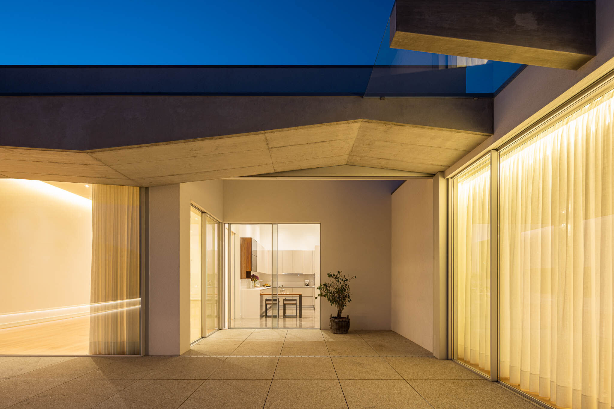 https://archello.com/story/114427/attachments/photos-videos/71 photo_credit Ivo Tavares