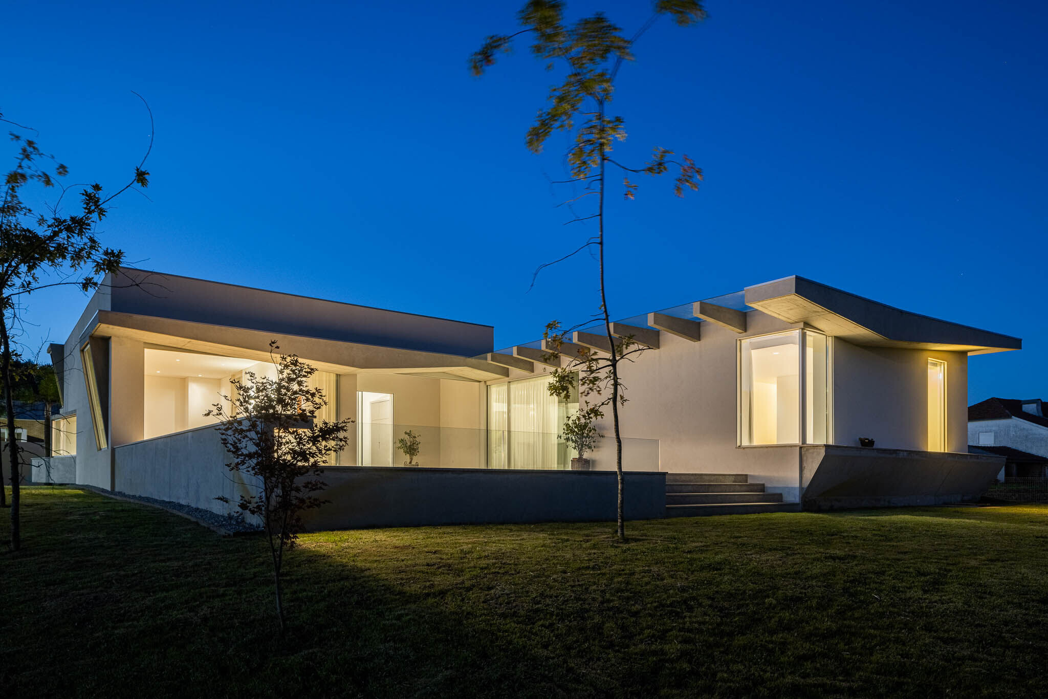 https://archello.com/story/114427/attachments/photos-videos/74 photo_credit Ivo Tavares