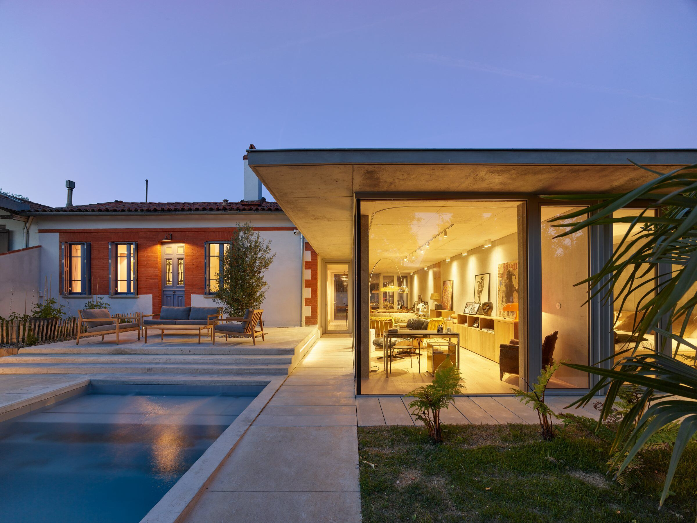 https://archello.com/story/114448/attachments/photos-videos/7 photo_credit Roland Halbe