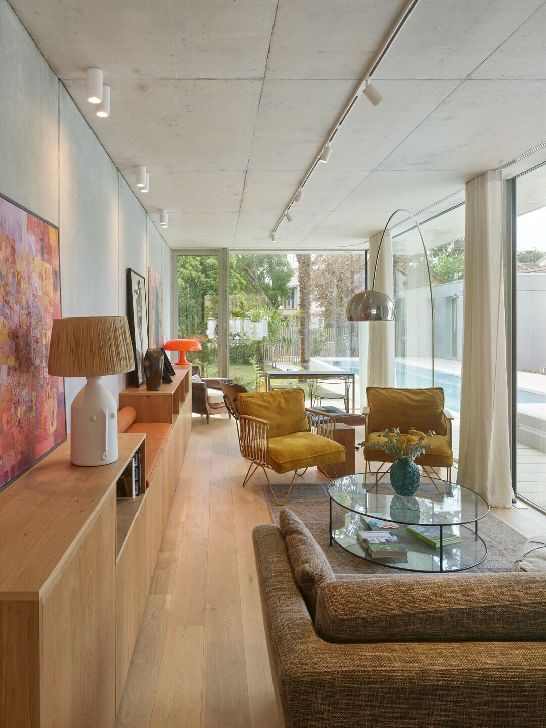 https://archello.com/story/114448/attachments/photos-videos/11 photo_credit Roland Halbe